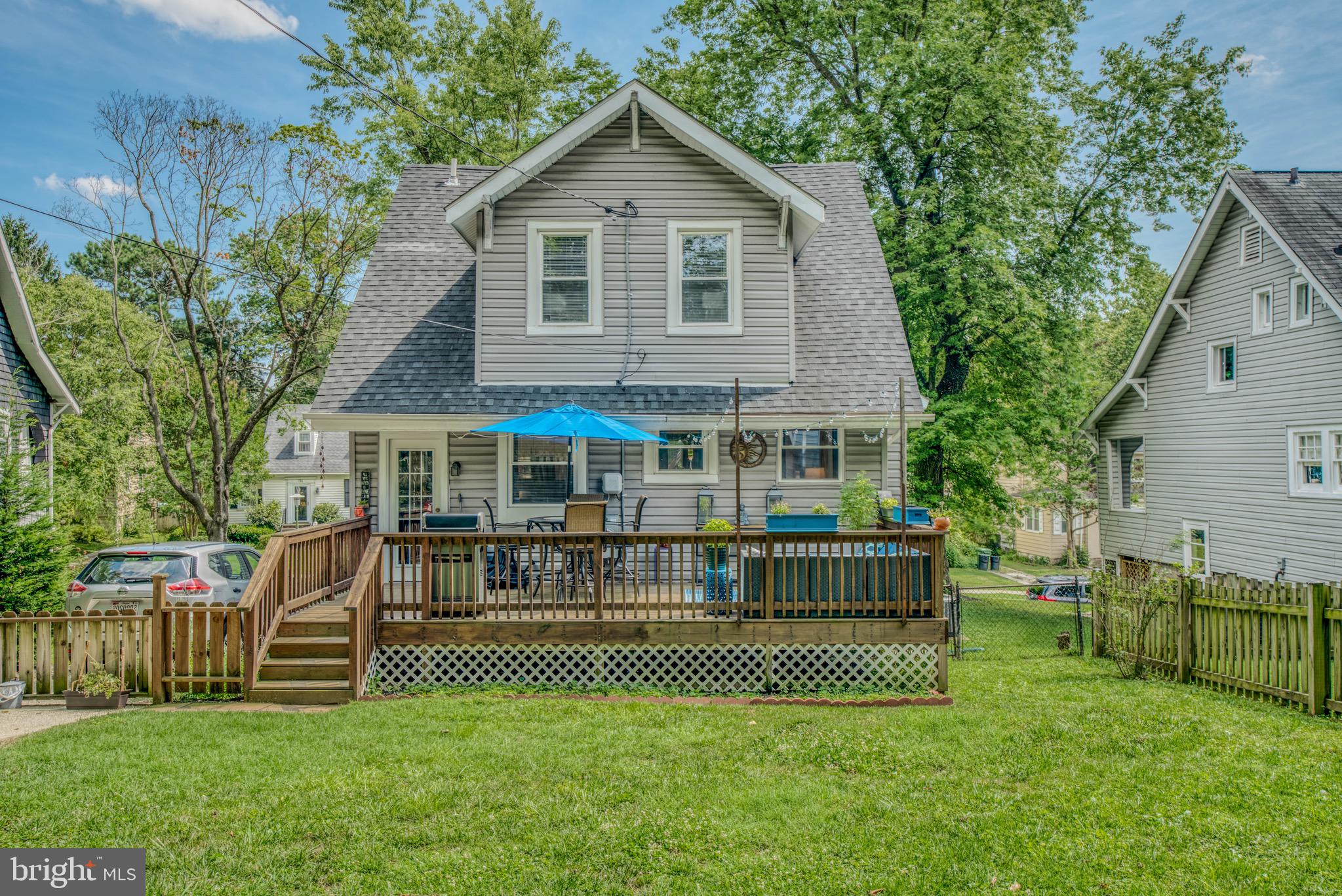 LAKE WALKER - Residential