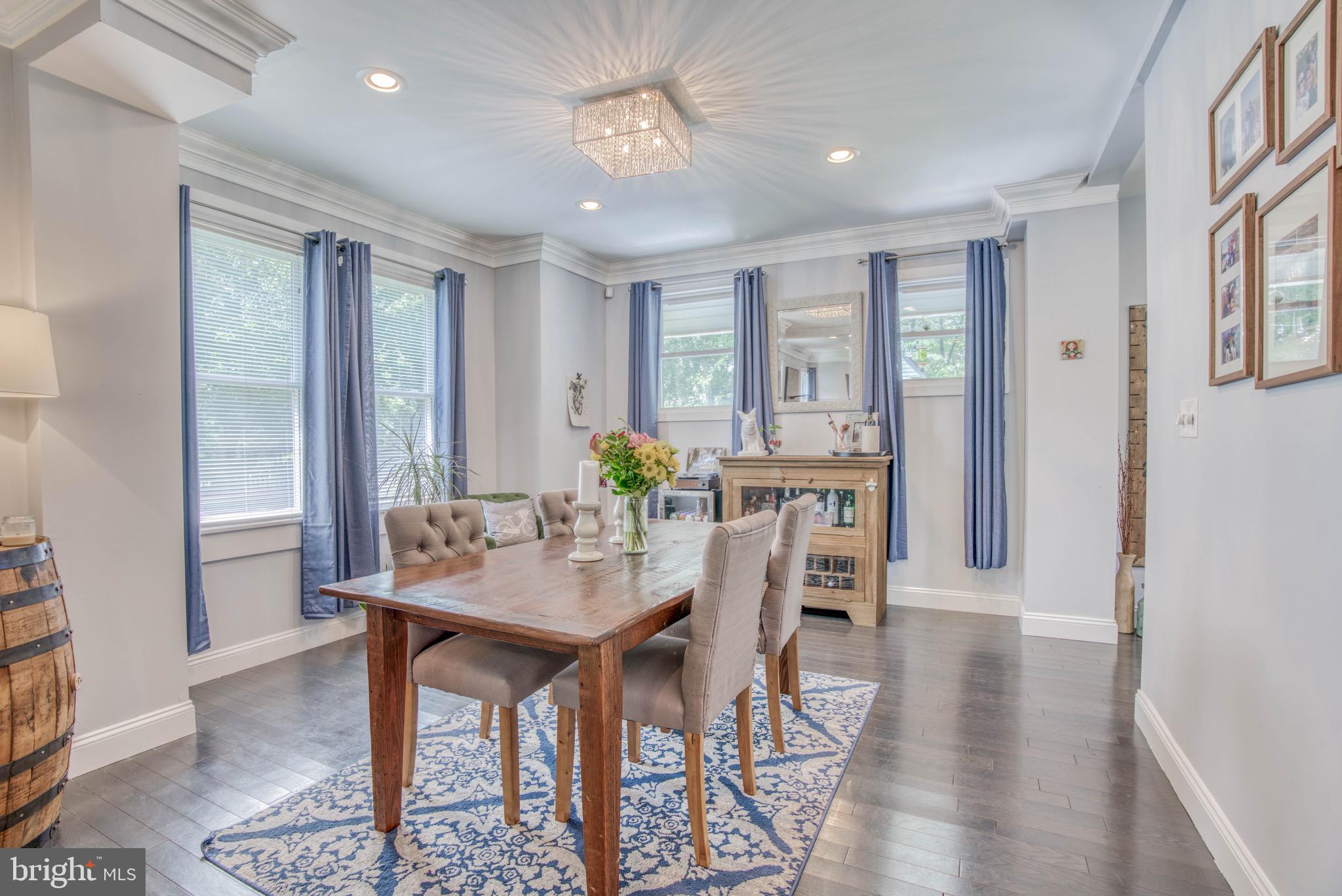 LAKE WALKER - Residential