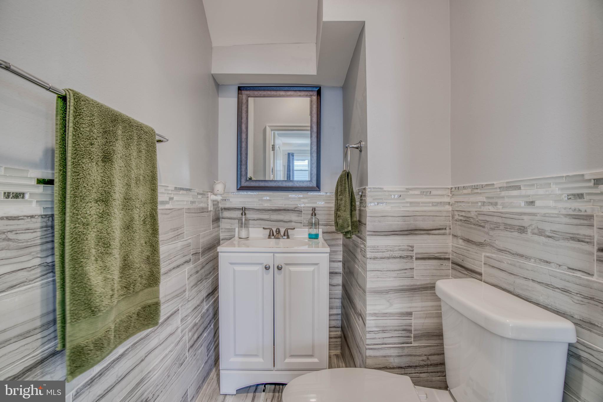 LAKE WALKER - Residential