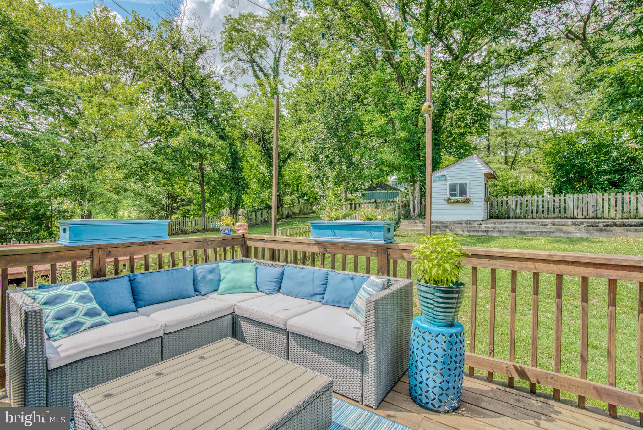 LAKE WALKER - Residential