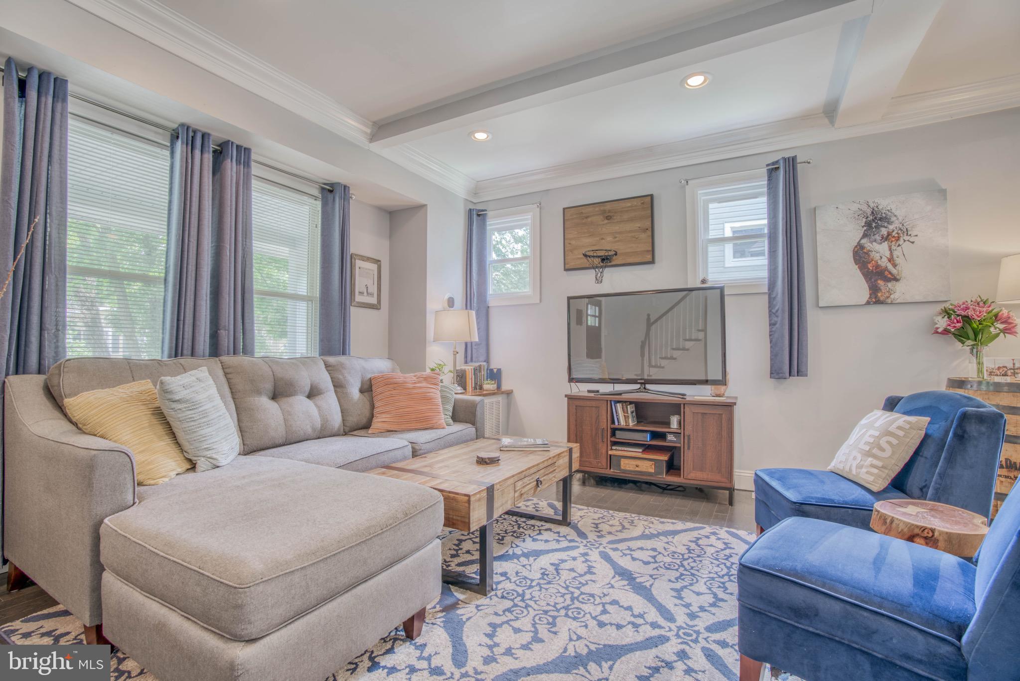 LAKE WALKER - Residential