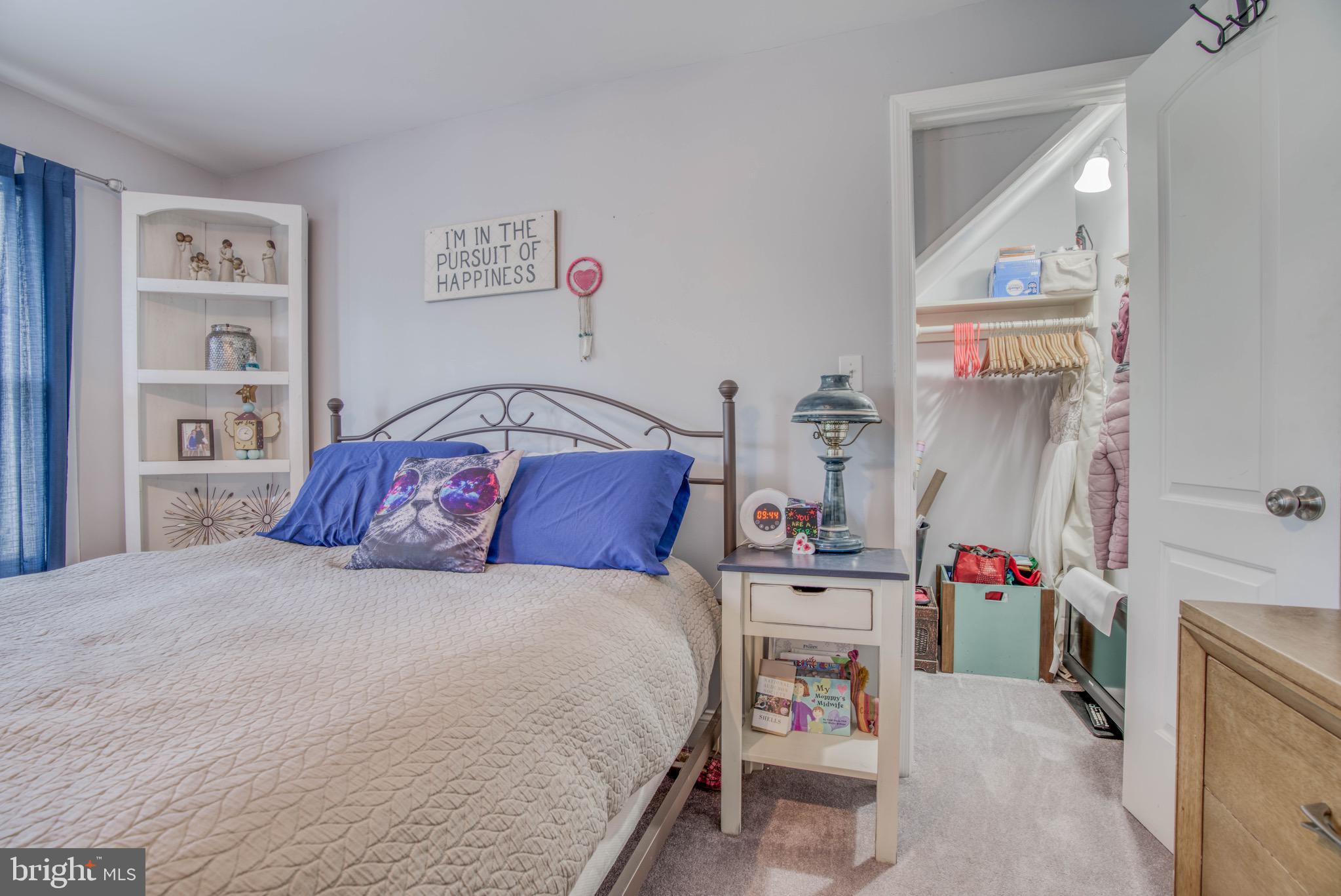 LAKE WALKER - Residential