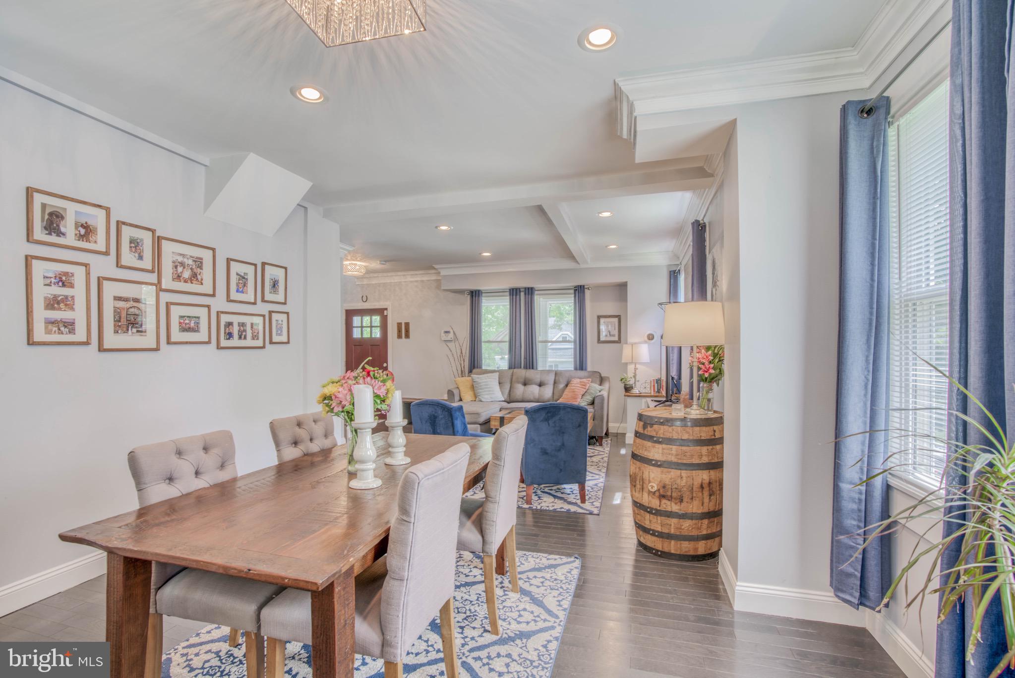 LAKE WALKER - Residential