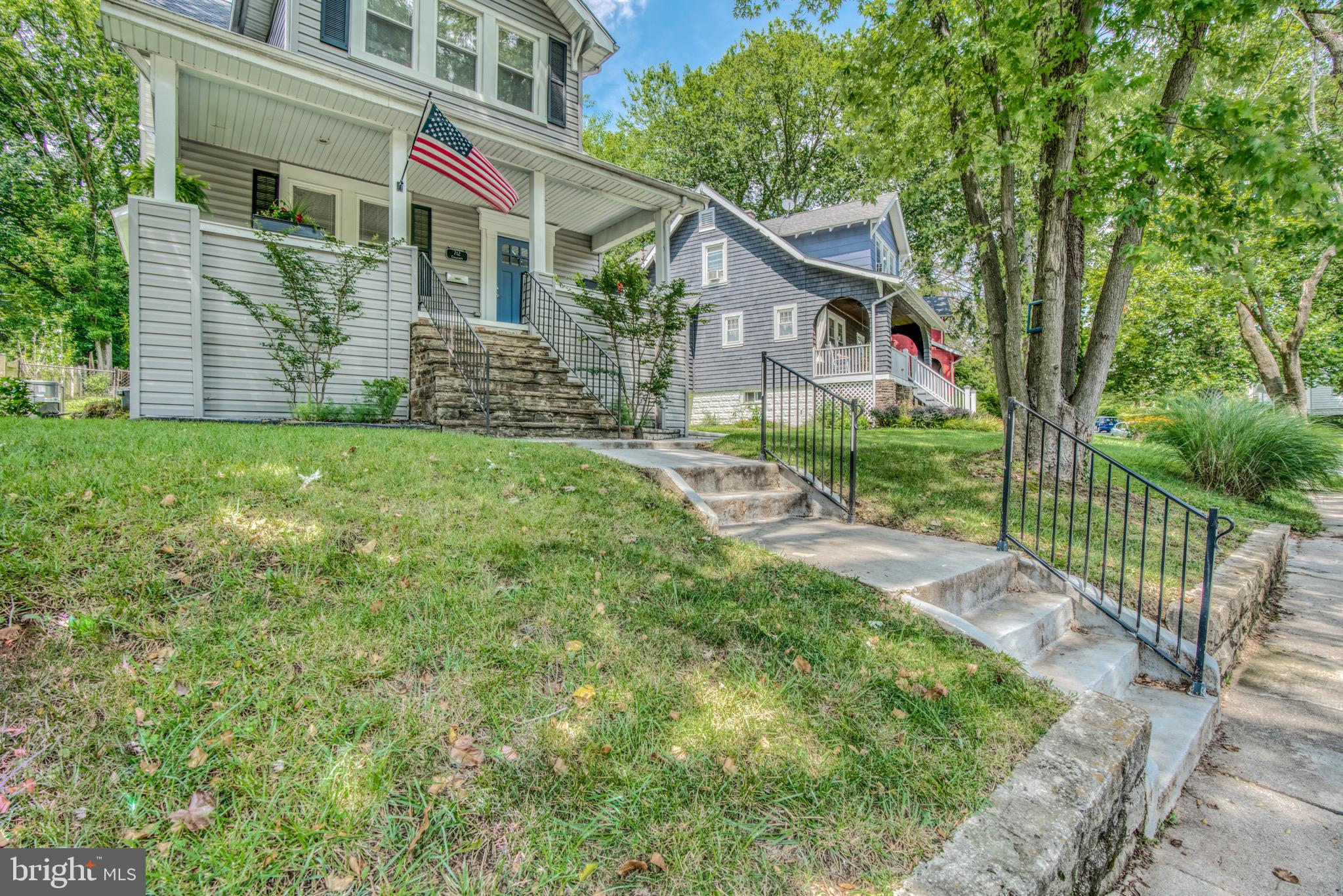 LAKE WALKER - Residential