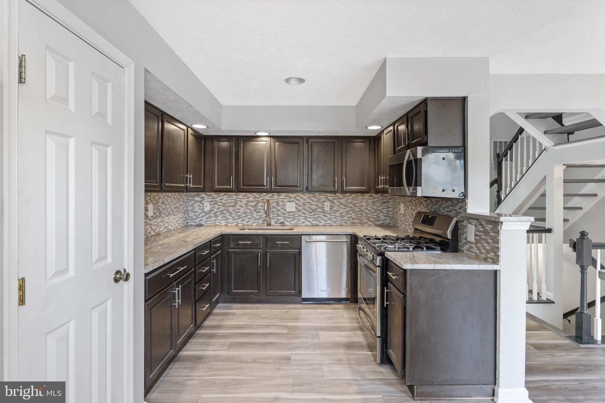 CEDARSIDE FARM - Residential