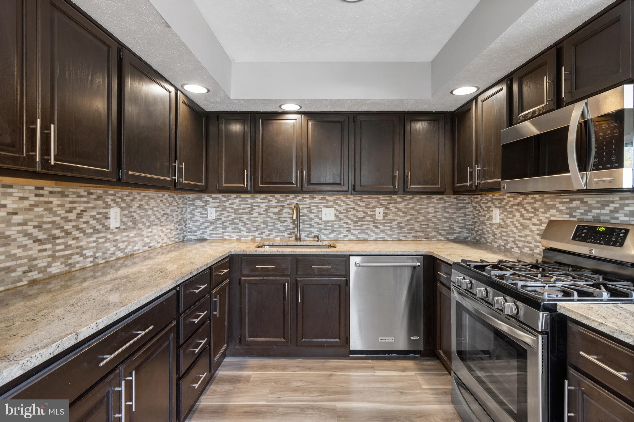 CEDARSIDE FARM - Residential