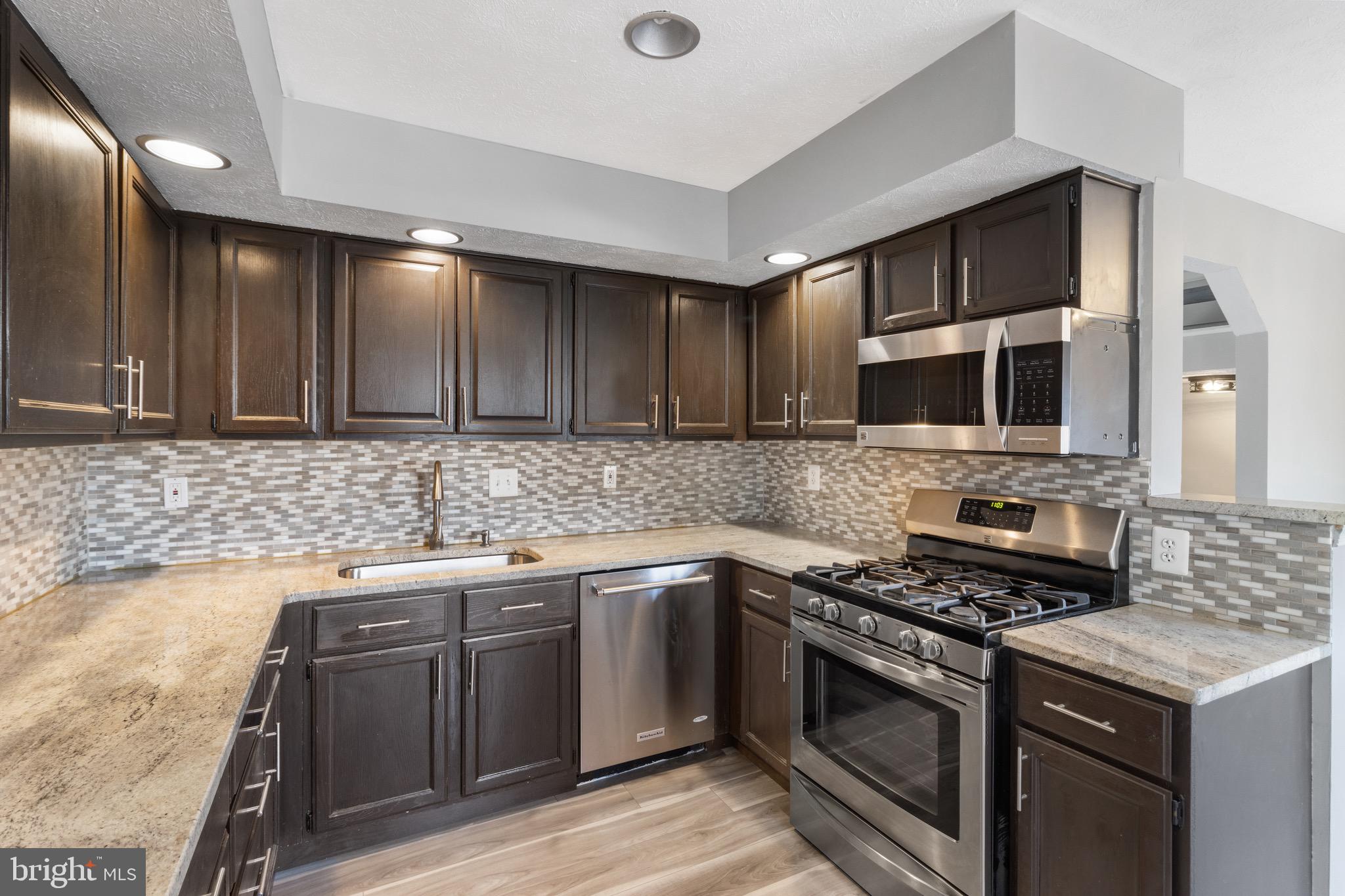 CEDARSIDE FARM - Residential