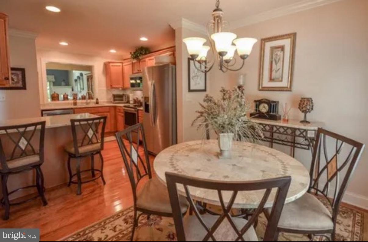 STRATTON CHASE - Residential