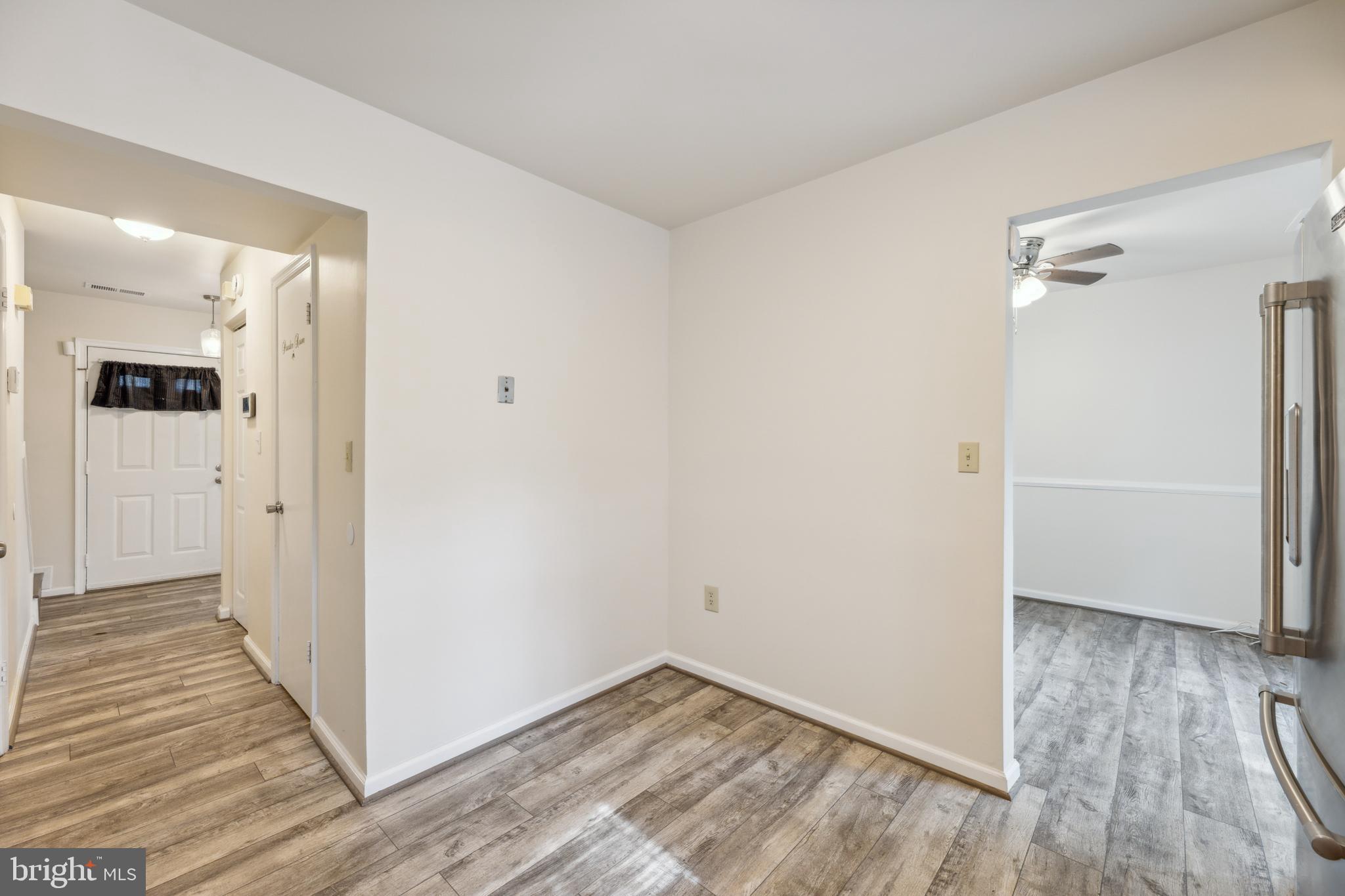 WAKEFIELD SQUARE - Residential