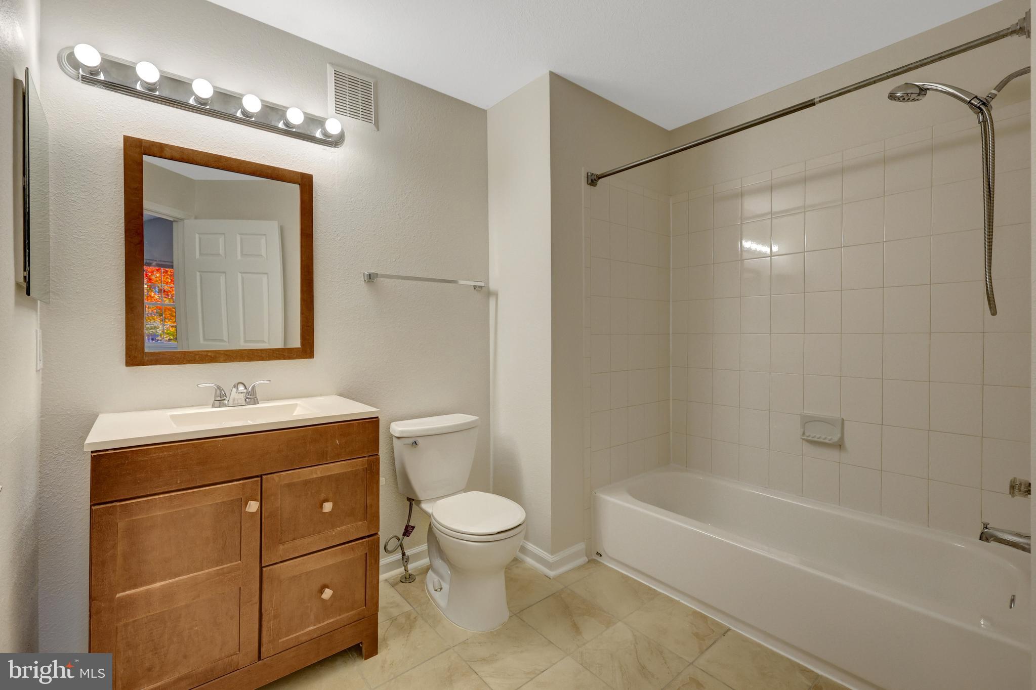 GATES OF FAIR LAKES - Residential