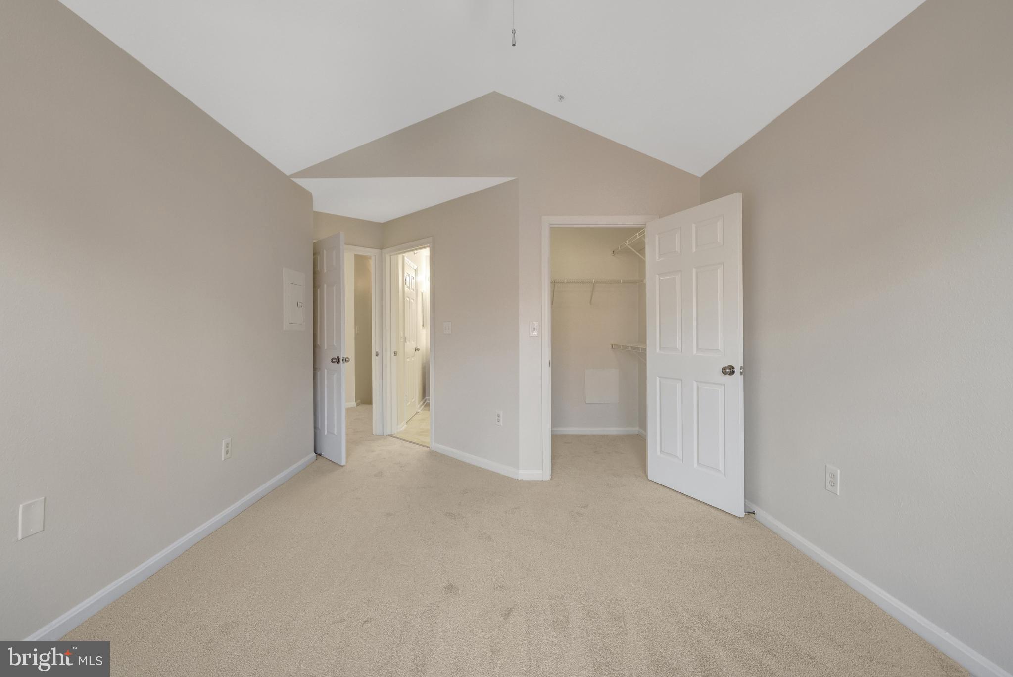 GATES OF FAIR LAKES - Residential