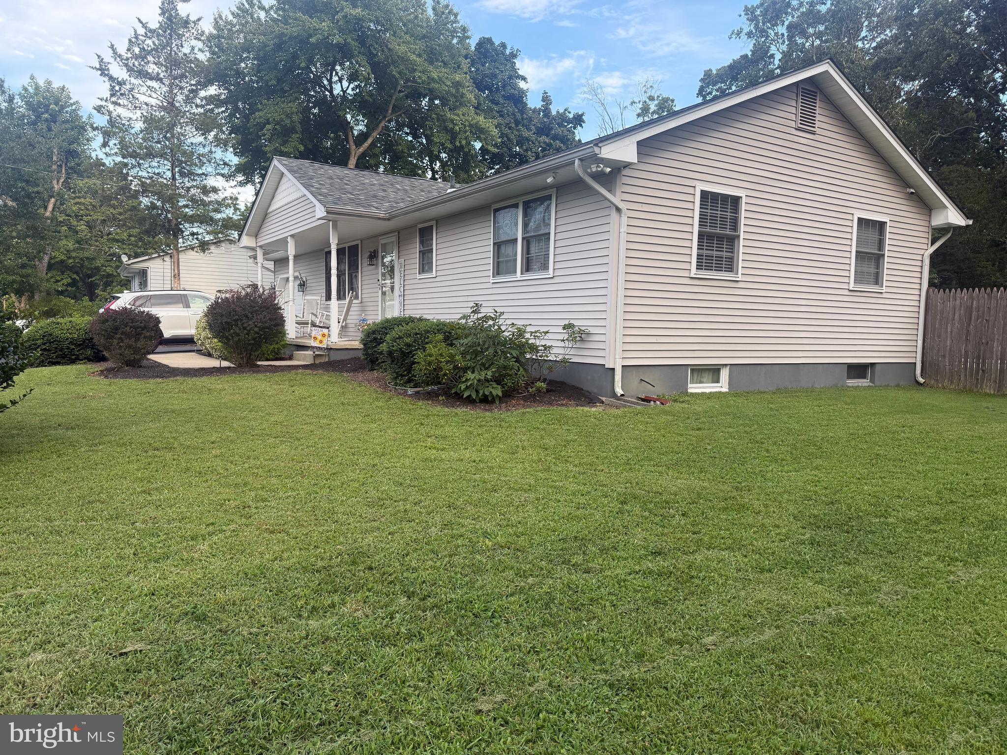 2035 DAHL TERRACE