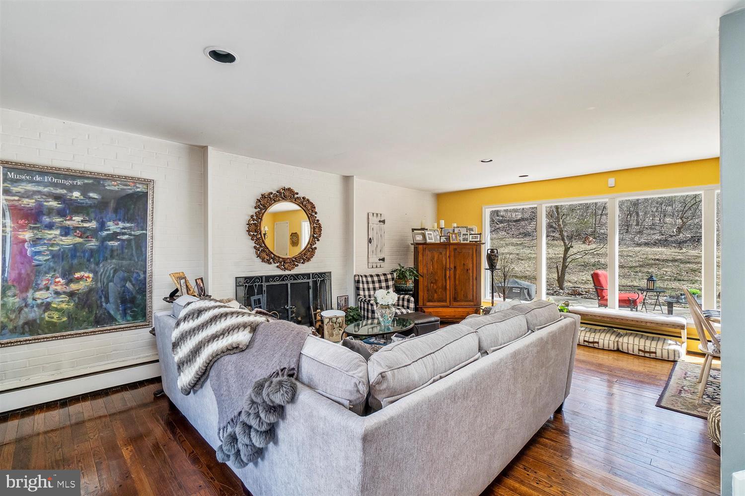 CAVES PARK - Residential