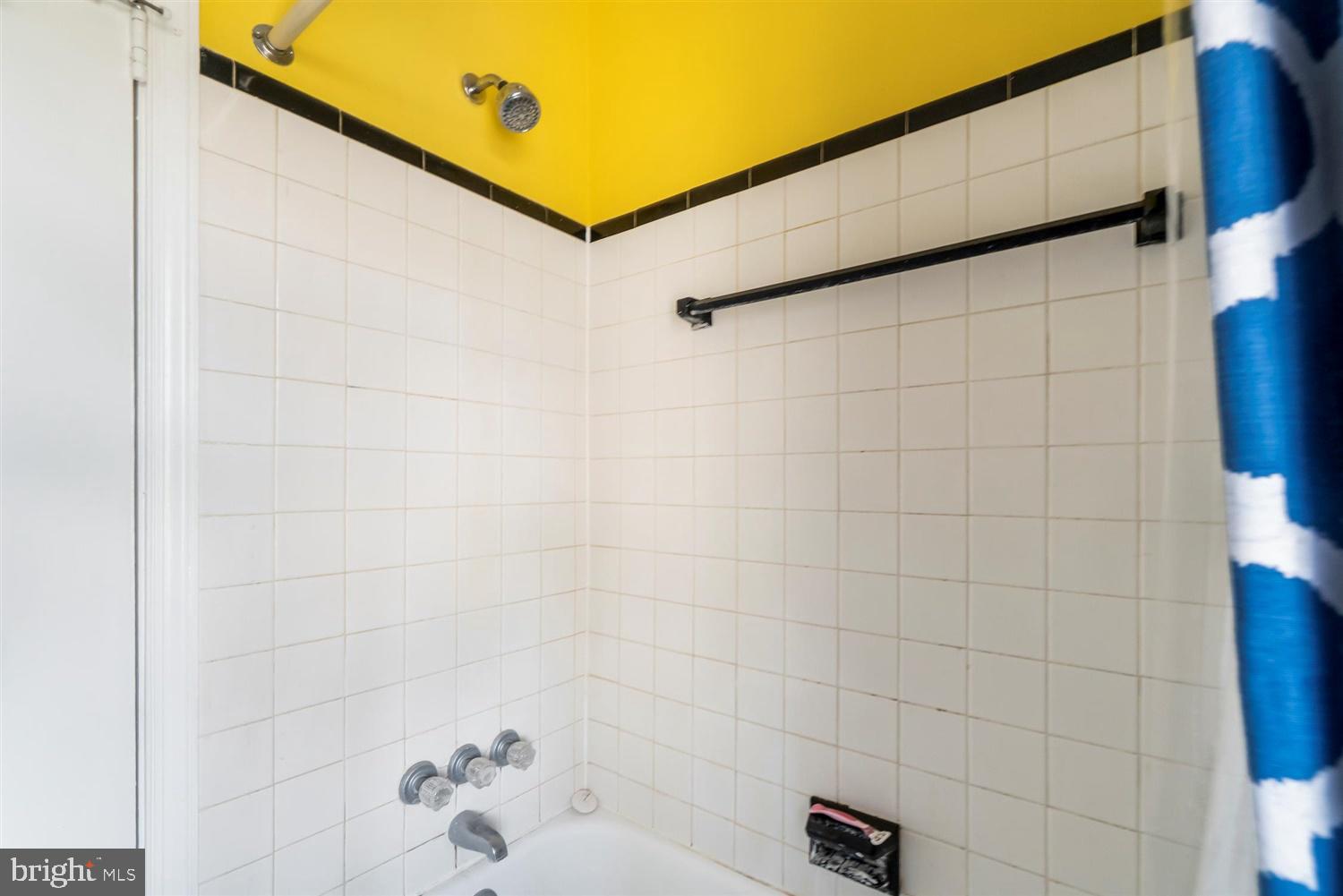 CAVES PARK - Residential