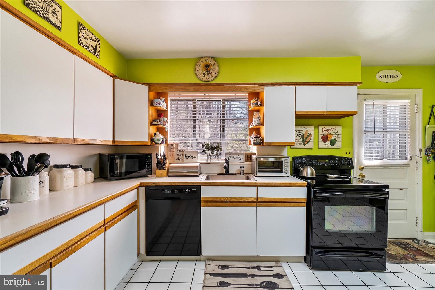 CAVES PARK - Residential