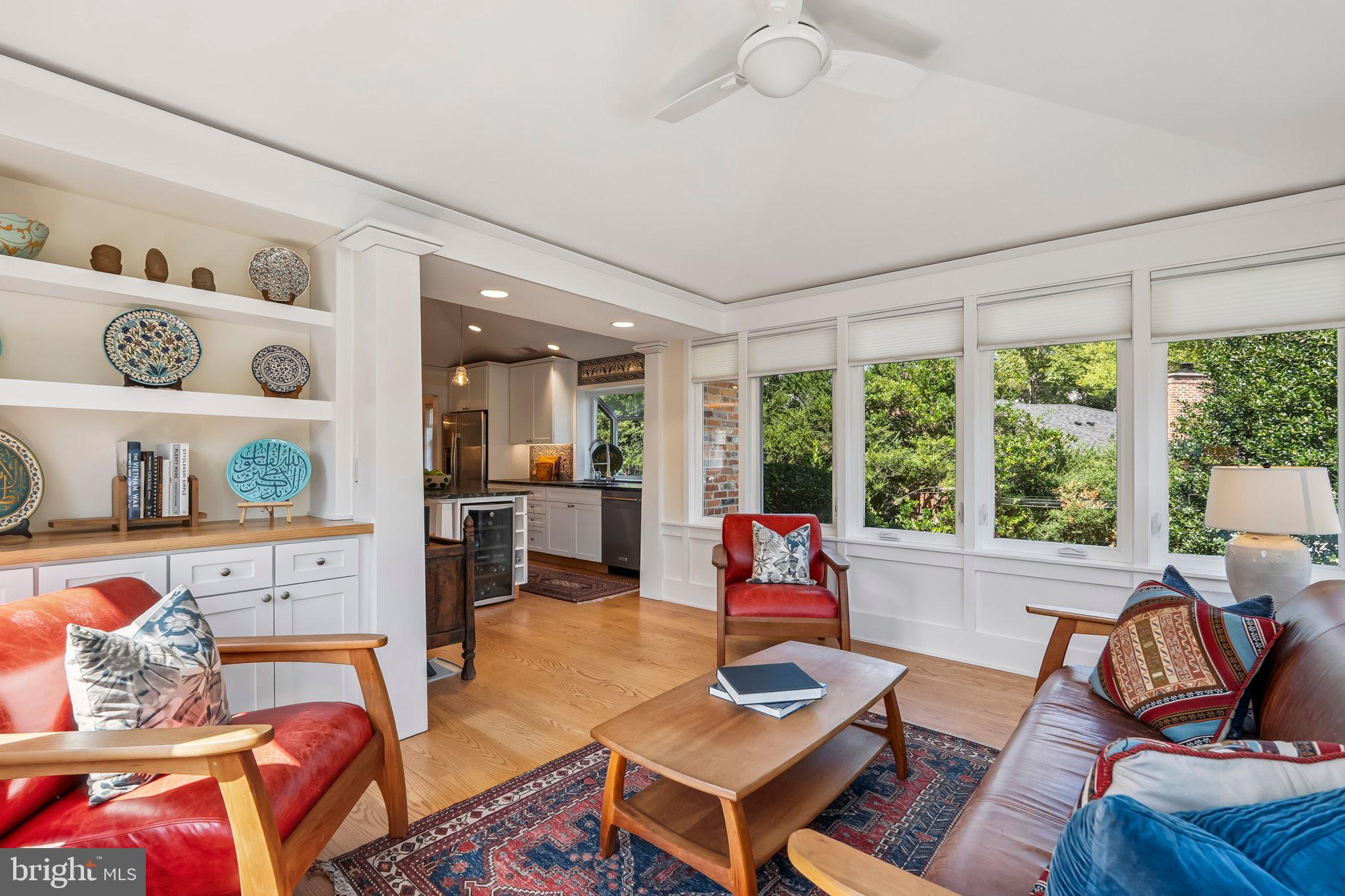 RIVERCREST - Residential