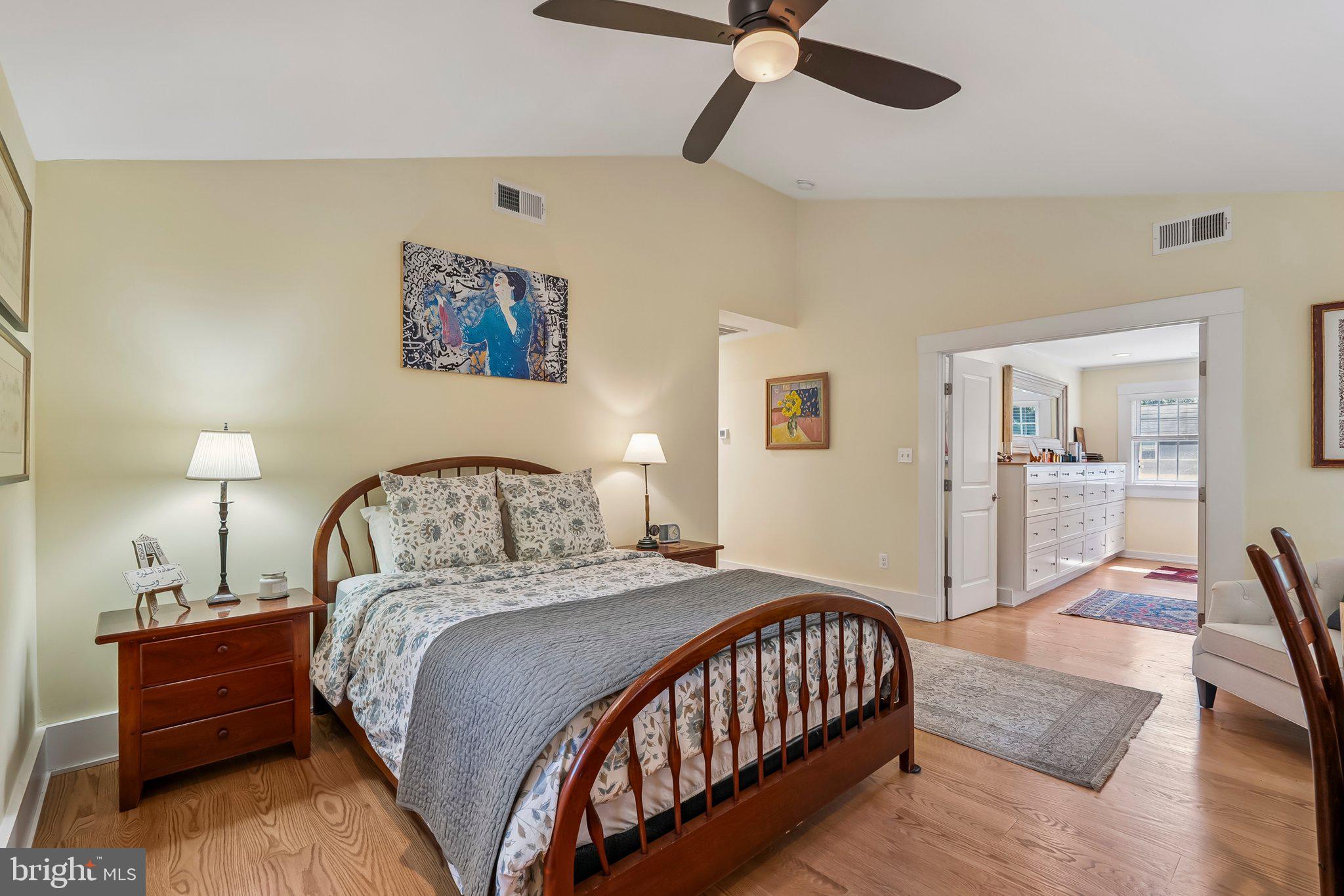 RIVERCREST - Residential