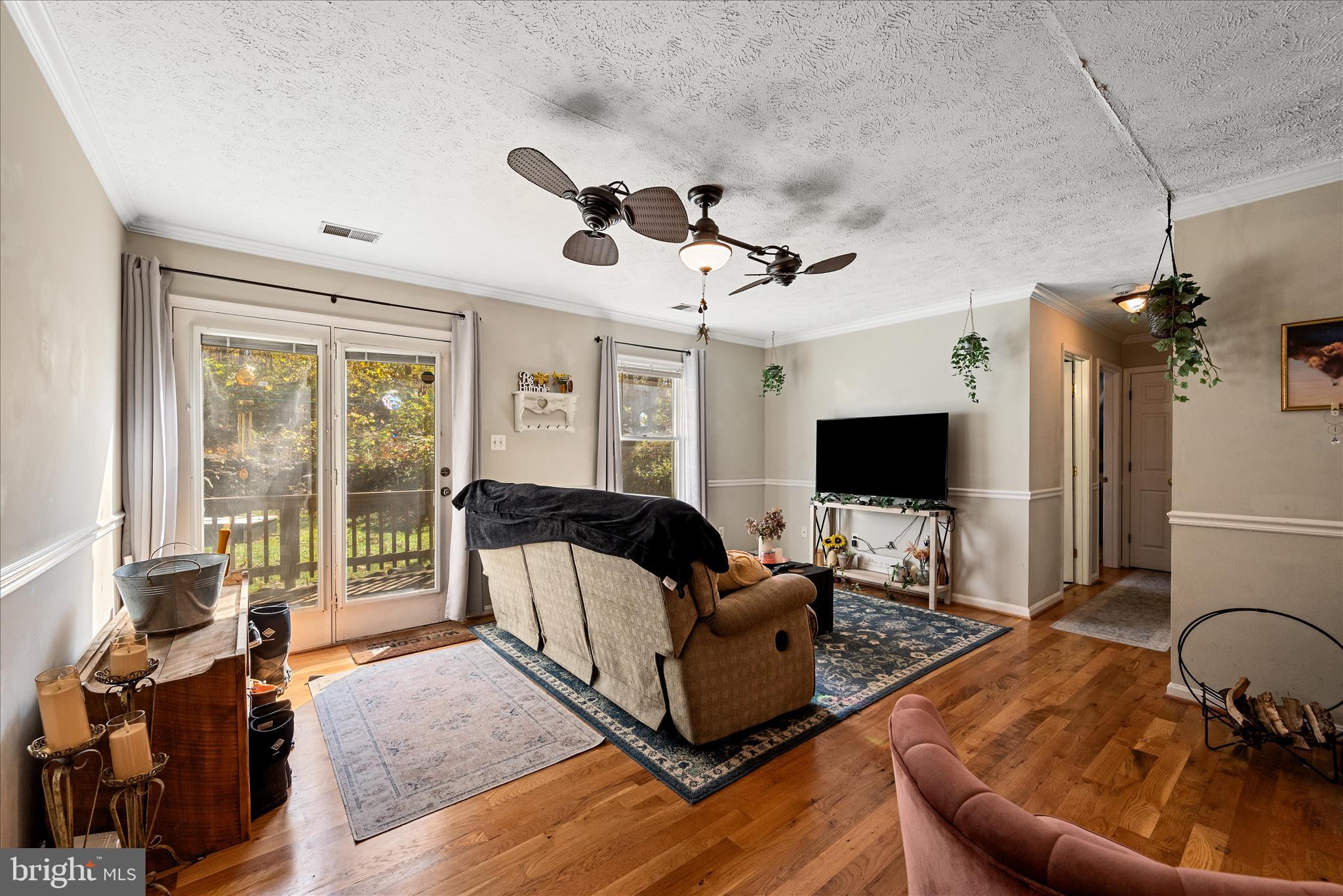 BLUE MOUNTAIN - Residential