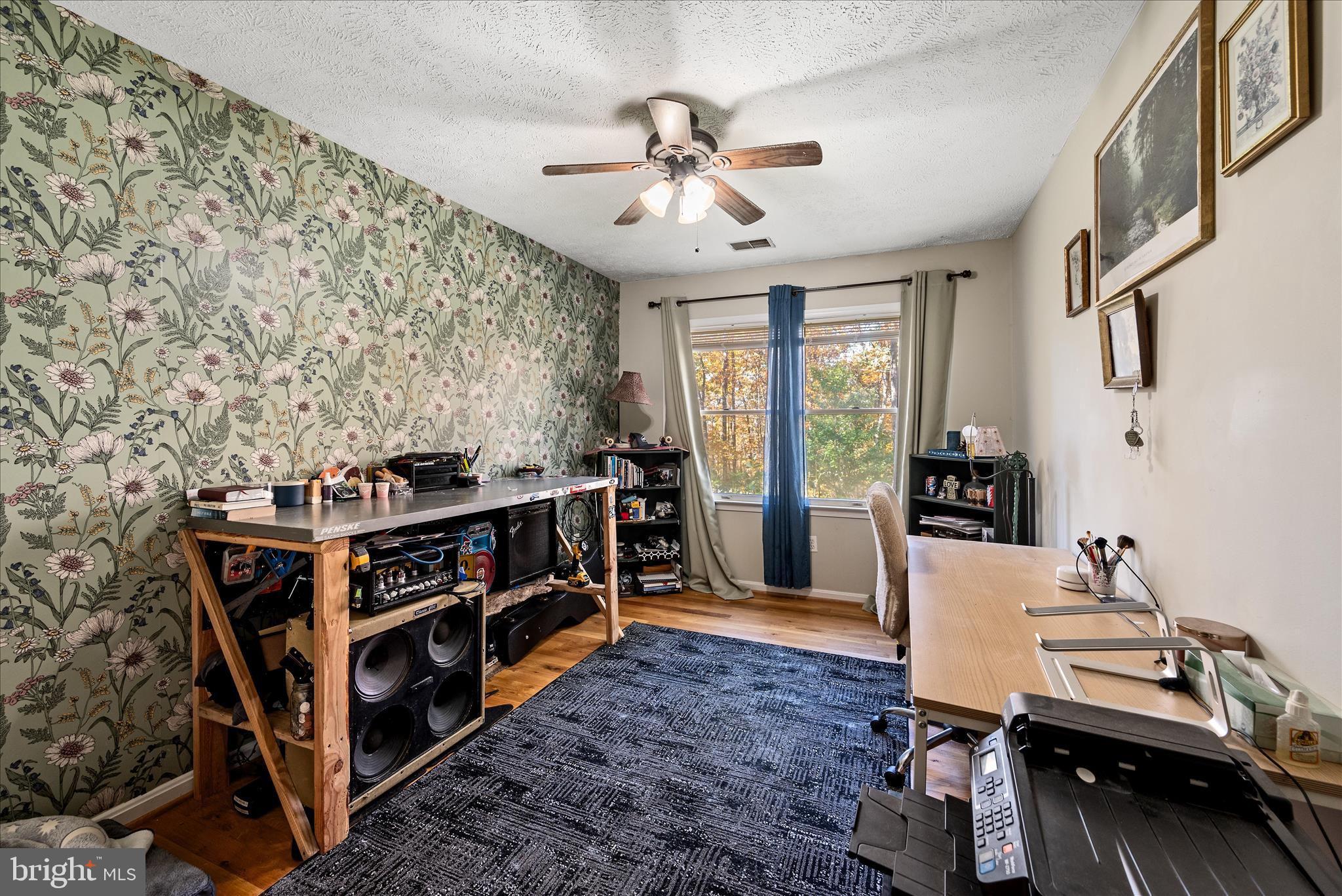 BLUE MOUNTAIN - Residential