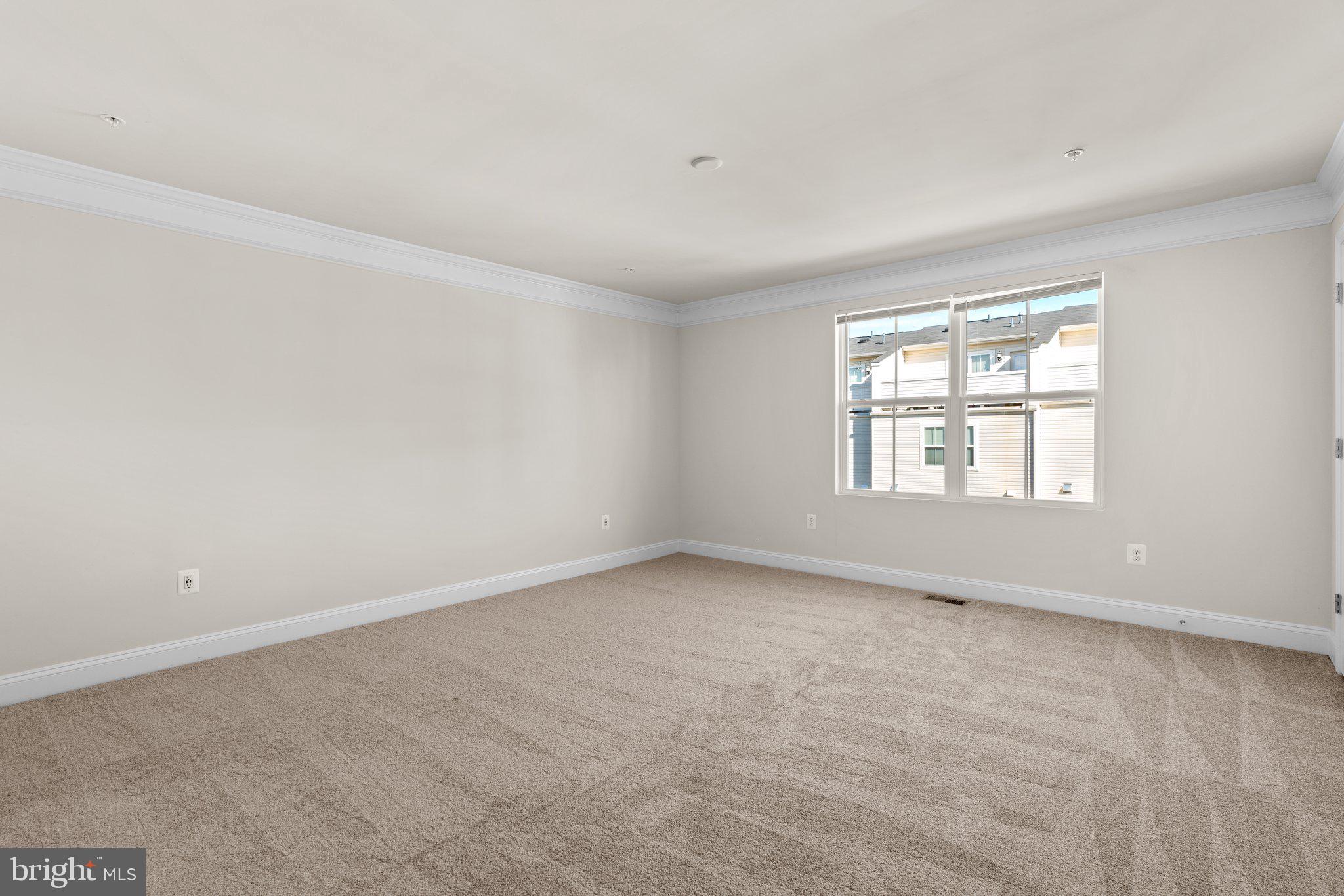 OXFORD SQUARE - Residential