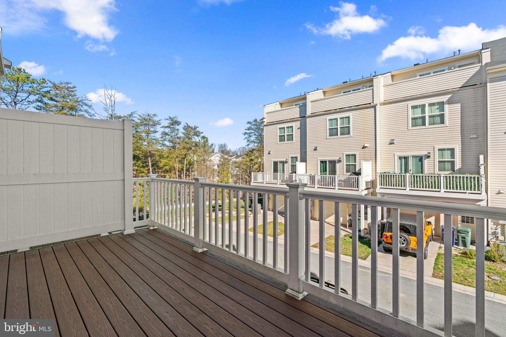 OXFORD SQUARE - Residential