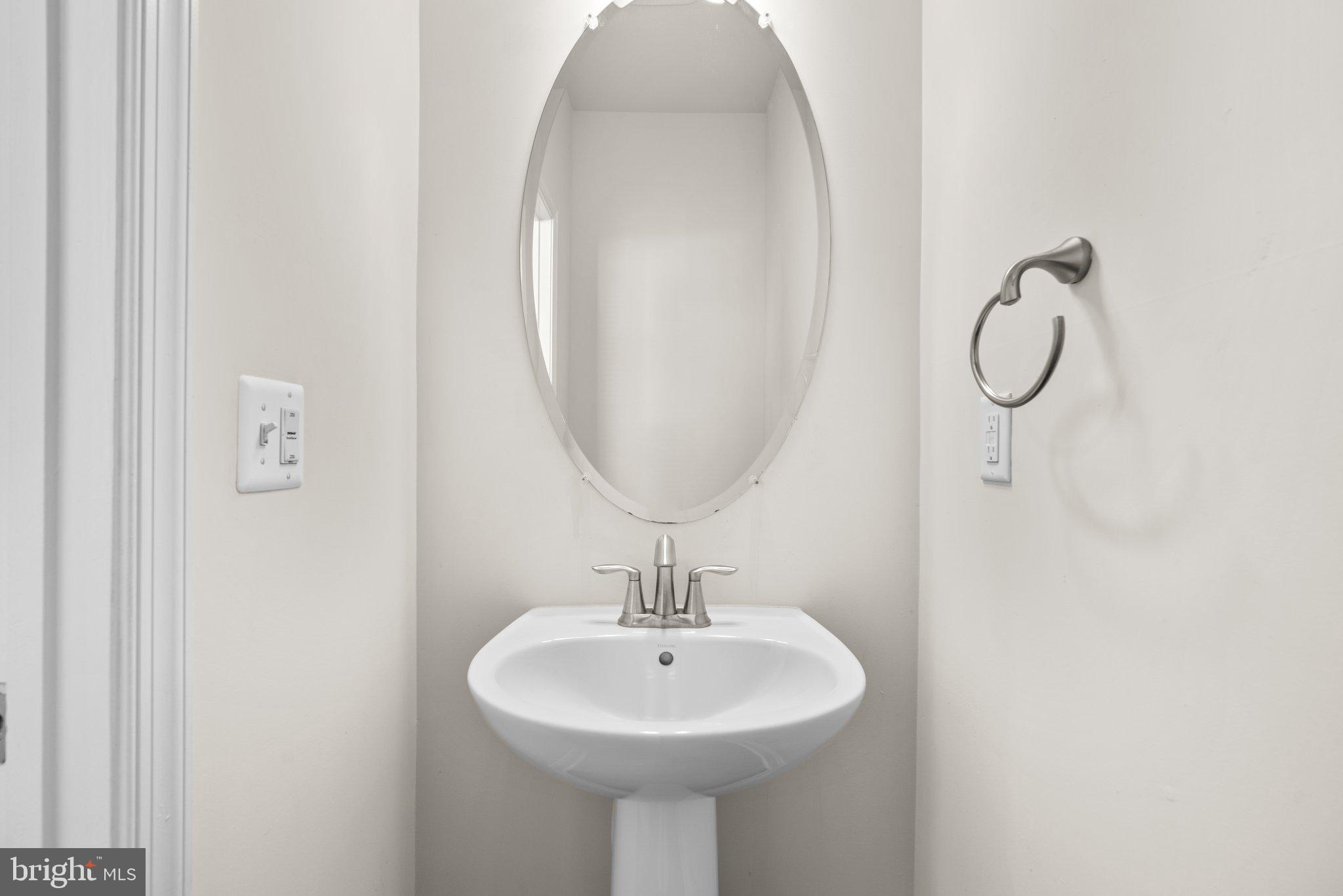 OXFORD SQUARE - Residential