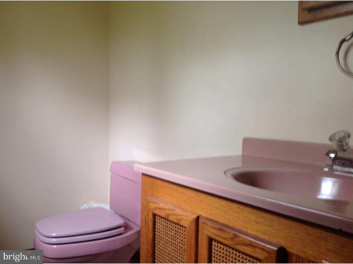 LAKE WYNONAH - Residential