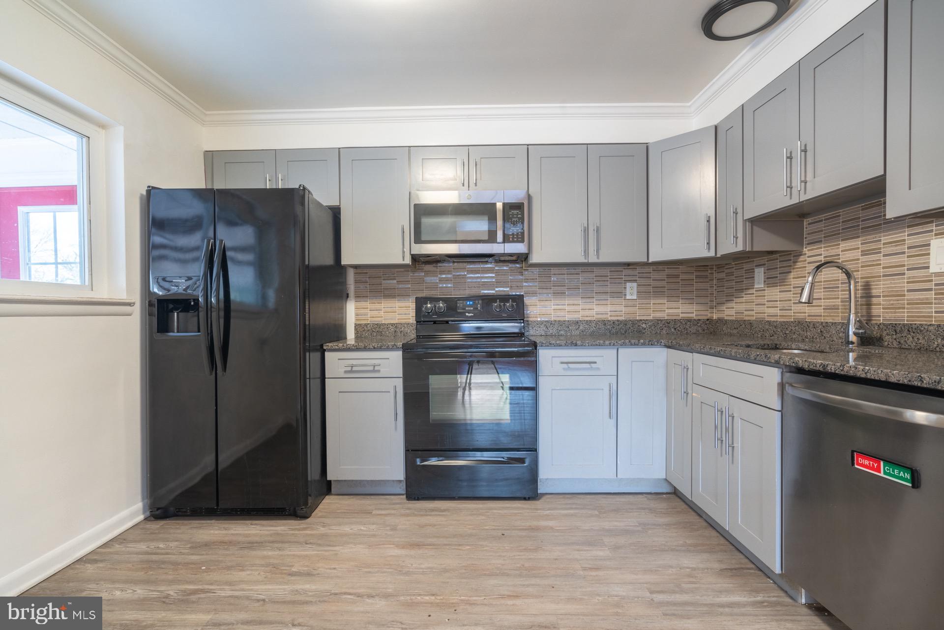 TAYLOR GARDENS - Residential