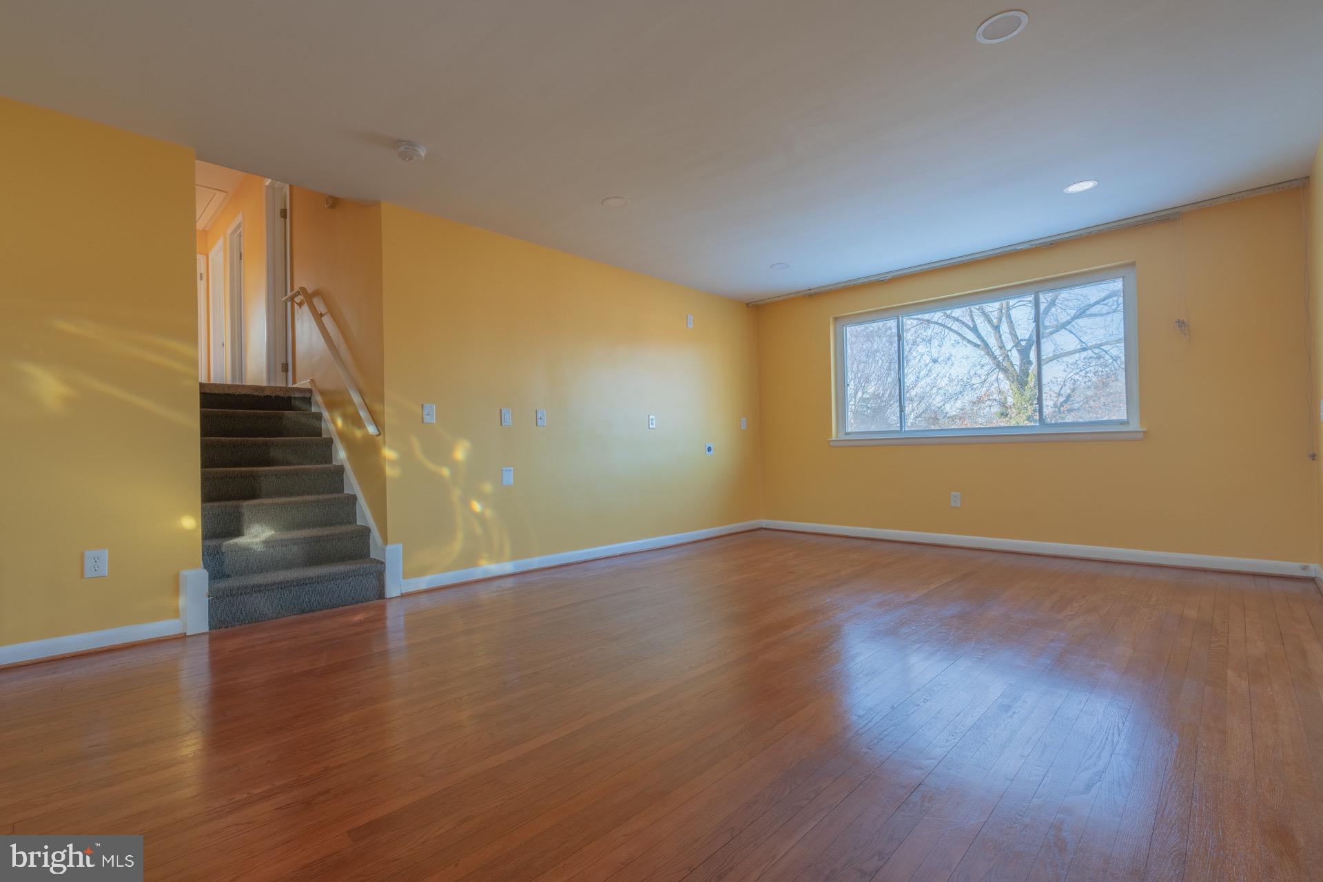 TAYLOR GARDENS - Residential