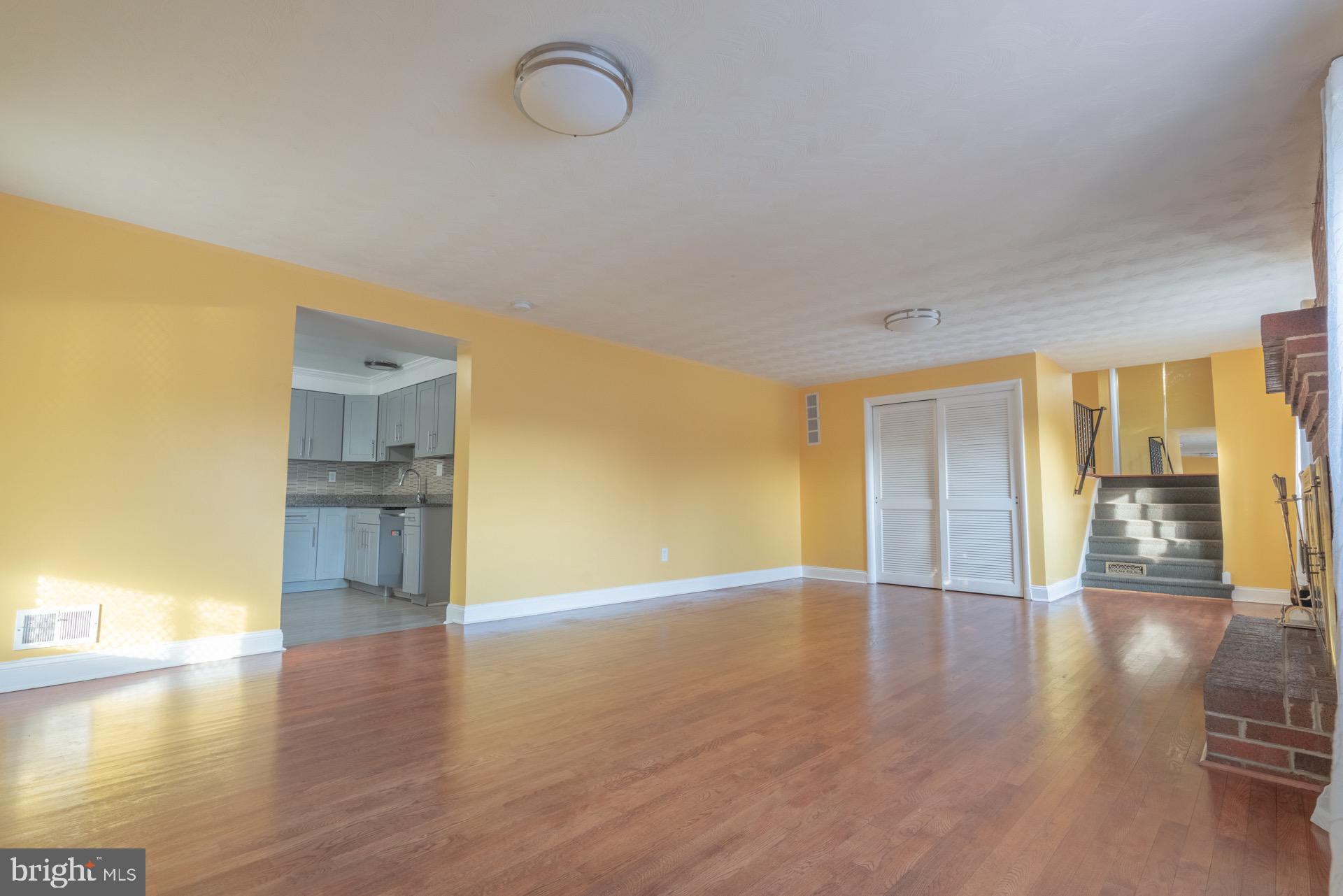 TAYLOR GARDENS - Residential