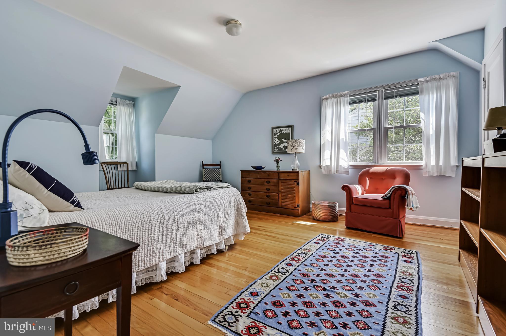 KNOLLWOOD - Residential