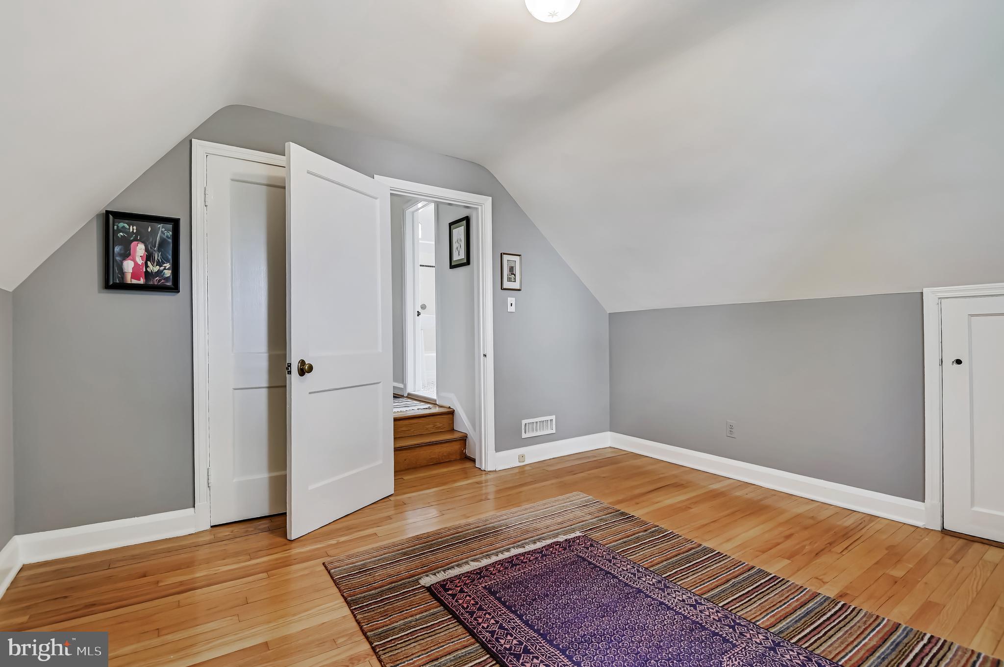 KNOLLWOOD - Residential