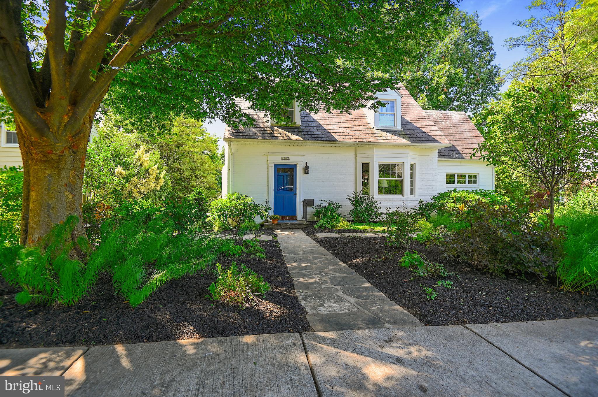 KNOLLWOOD - Residential