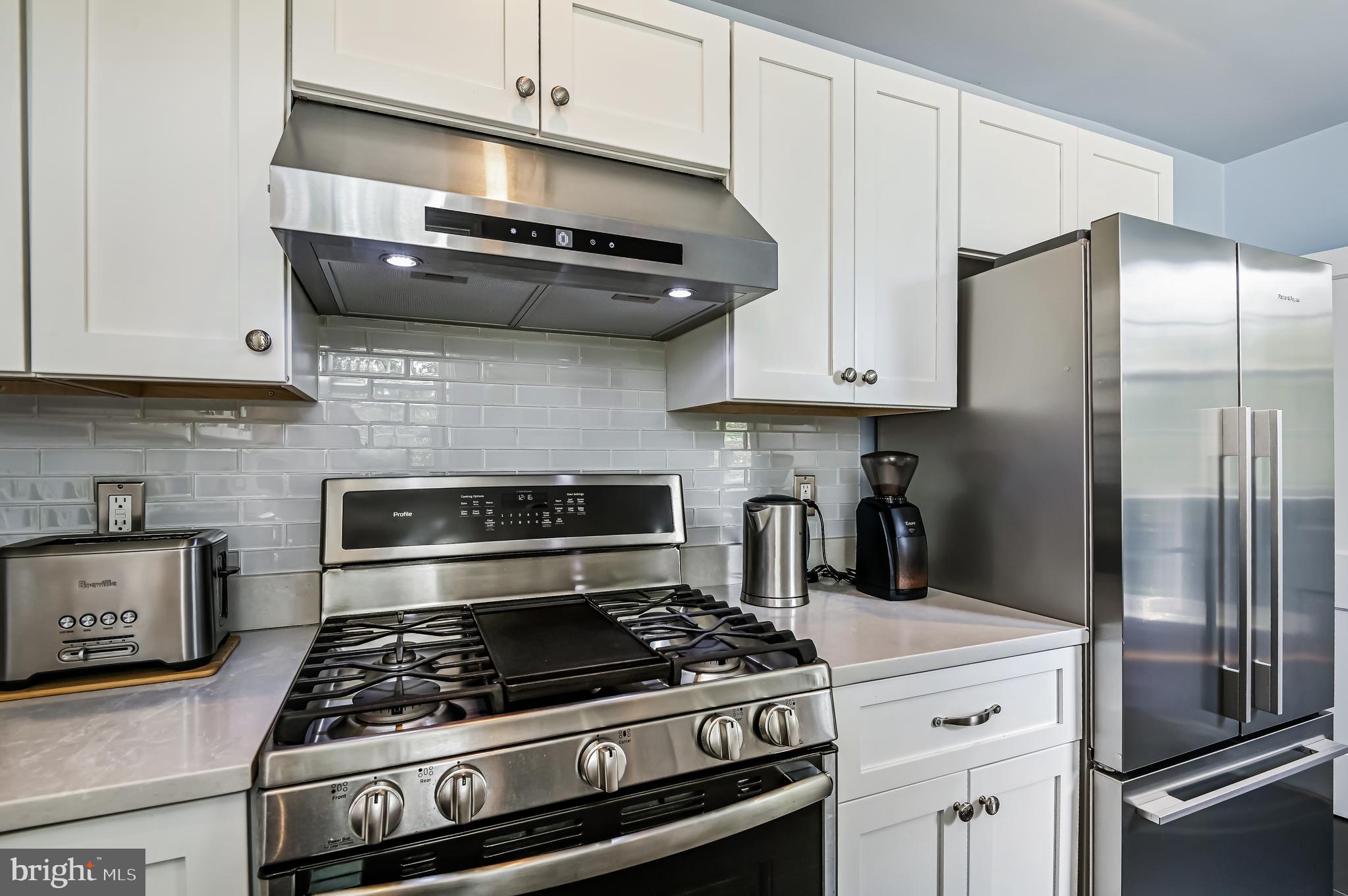 KNOLLWOOD - Residential