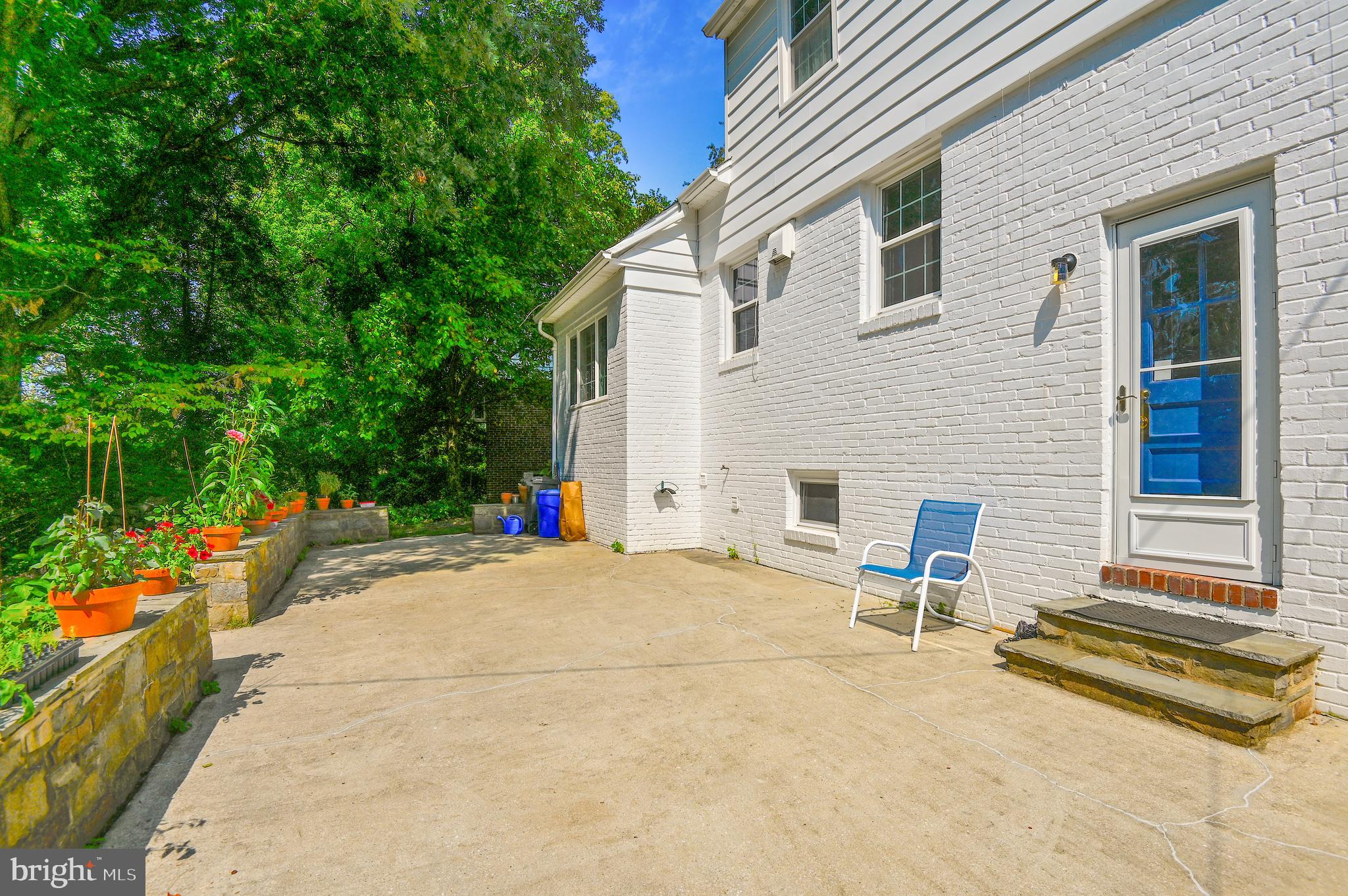 KNOLLWOOD - Residential