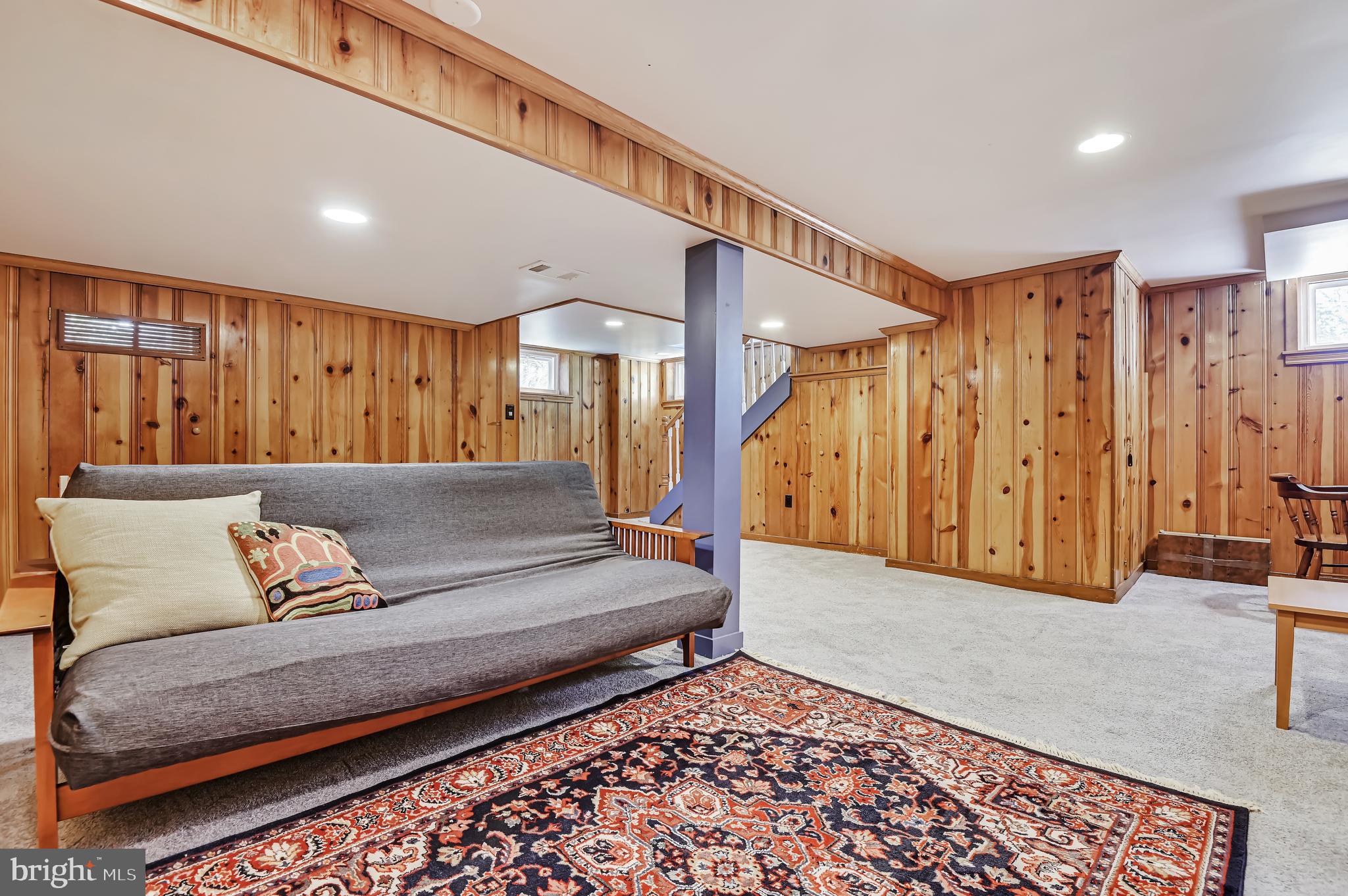 KNOLLWOOD - Residential