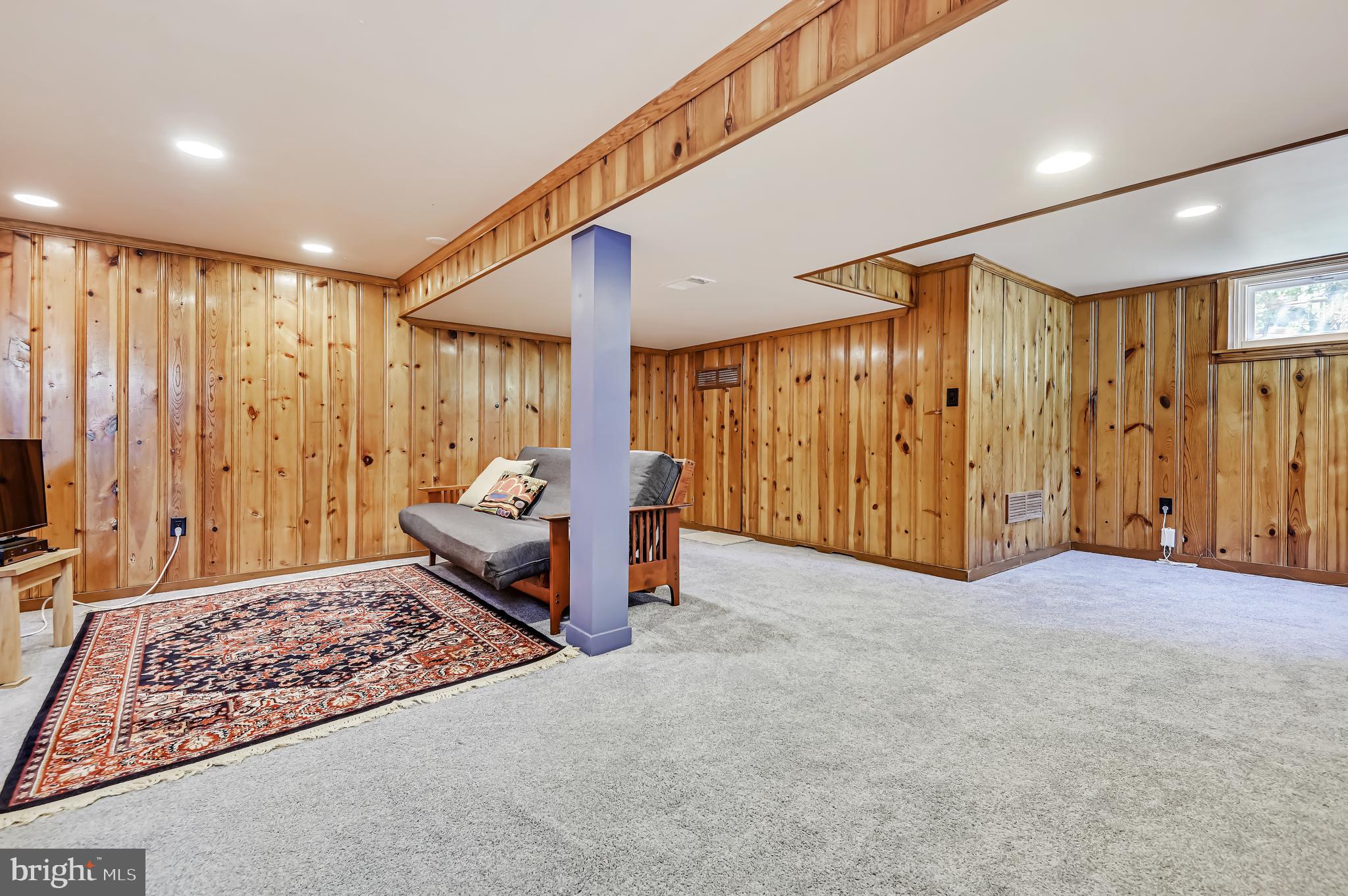 KNOLLWOOD - Residential