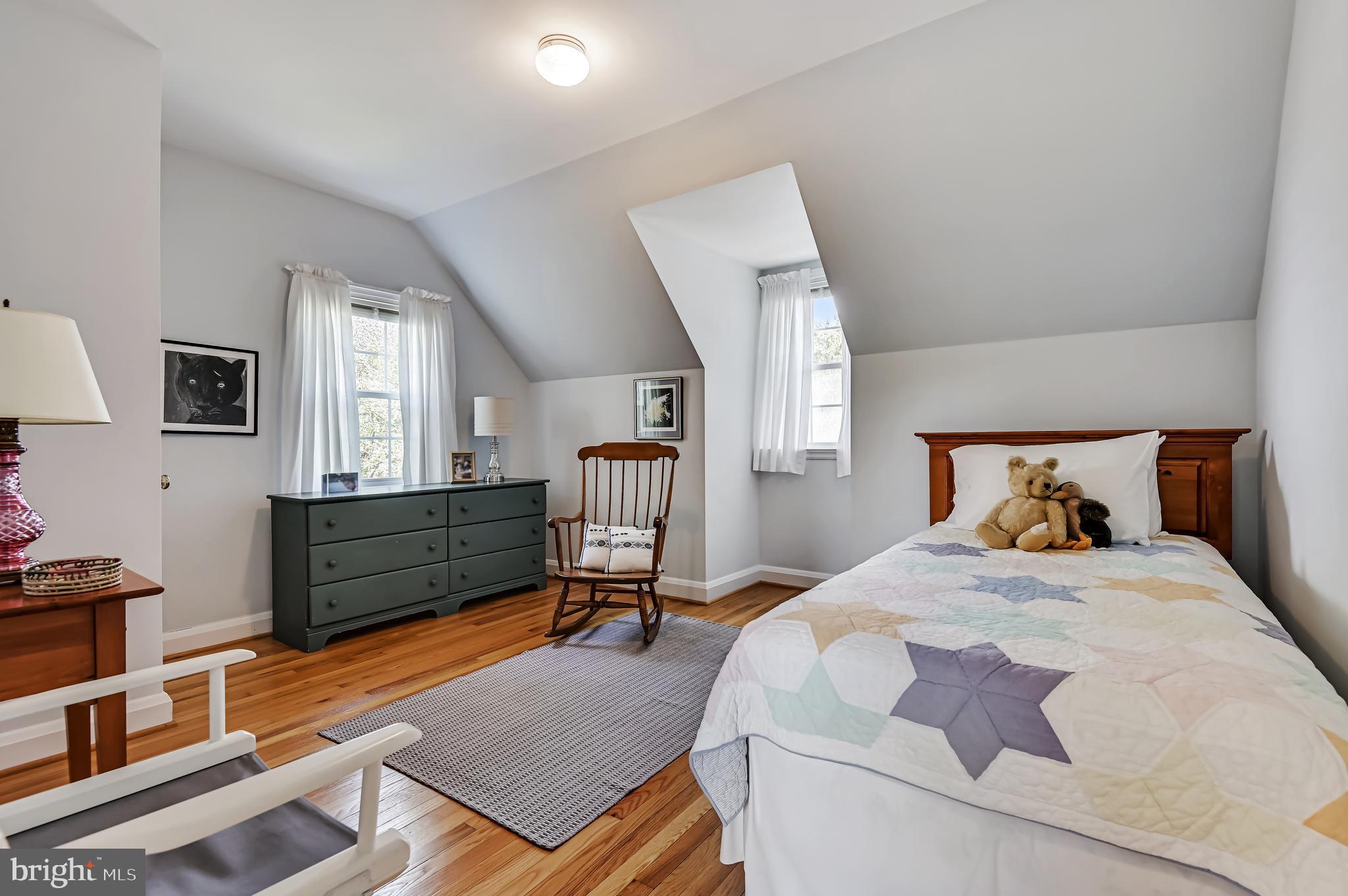 KNOLLWOOD - Residential