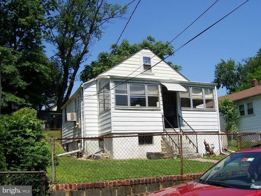 Move-in ready.Start enjoying backyard grilling in your fully fenced yard or relax in your sunroom. Great location near the end of a quiet, no thru street. One owner took great care of this home. Replaced kitchen cabinets, appliances,roof. Beautiful hardwood floors. Room off kitchen for office, dining or family rm.Estate sale. Back on market. Buyer lost financing.