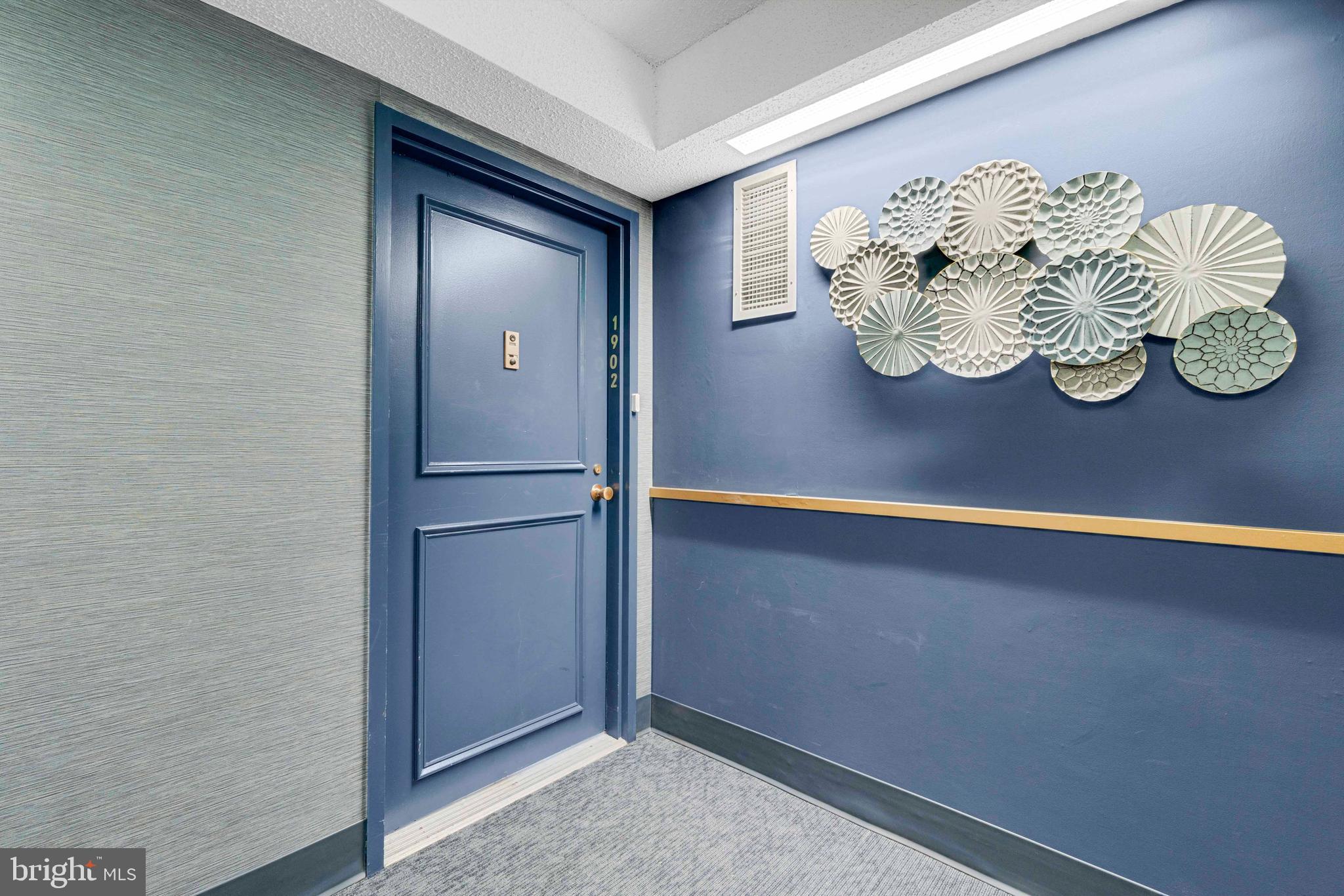 205 E JOPPA ROAD 1902