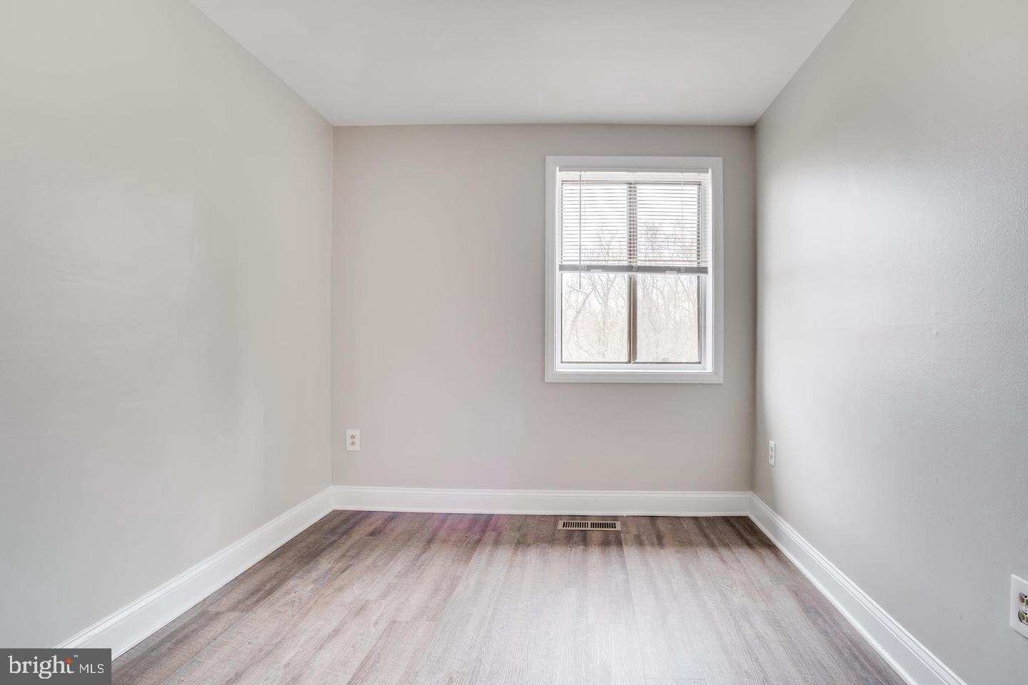 VILLAGE OF OWEN BROWN - Residential Lease