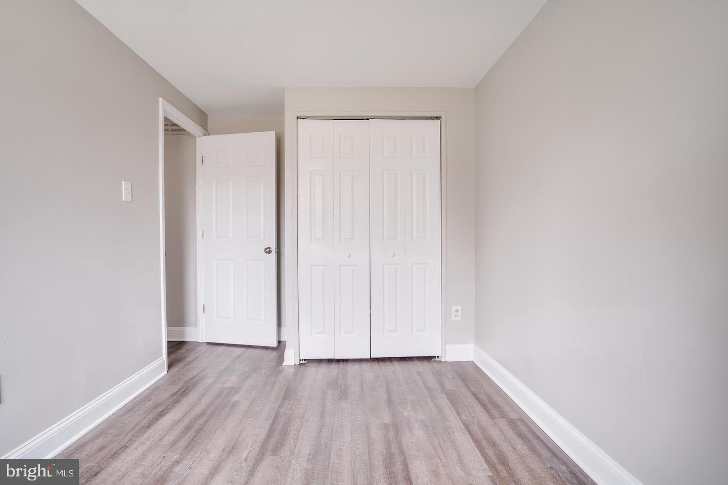 VILLAGE OF OWEN BROWN - Residential Lease