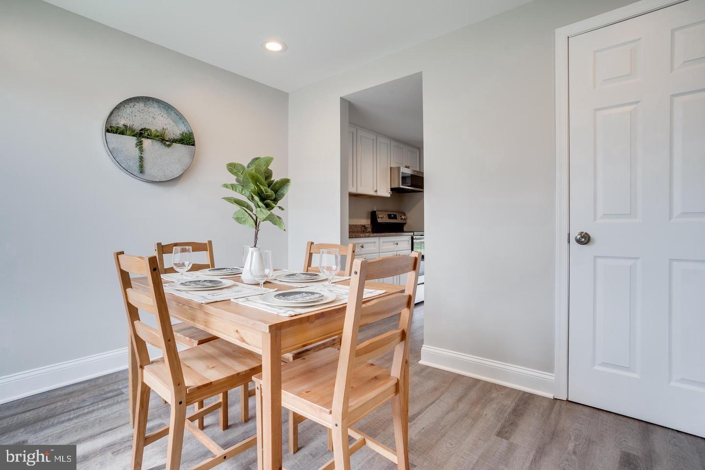 VILLAGE OF OWEN BROWN - Residential Lease