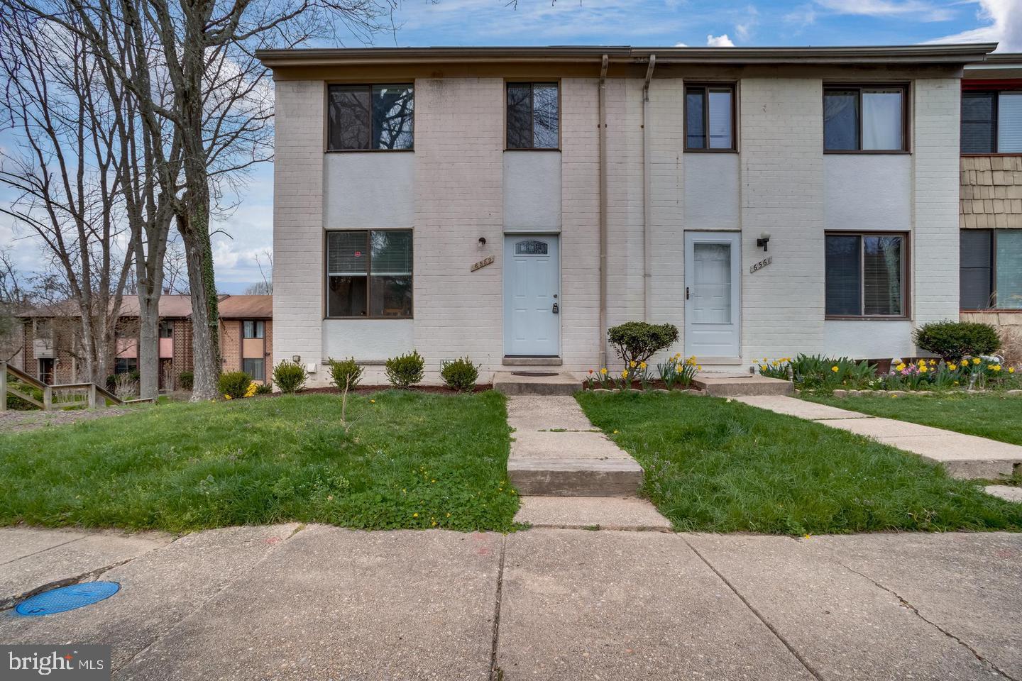 VILLAGE OF OWEN BROWN - Residential Lease