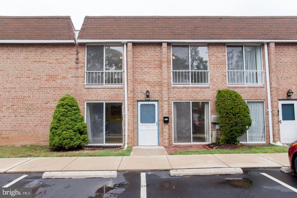 Photo of 413 Brandywine Court, WARMINSTER, PA 18974 (MLS # PABU2111374)