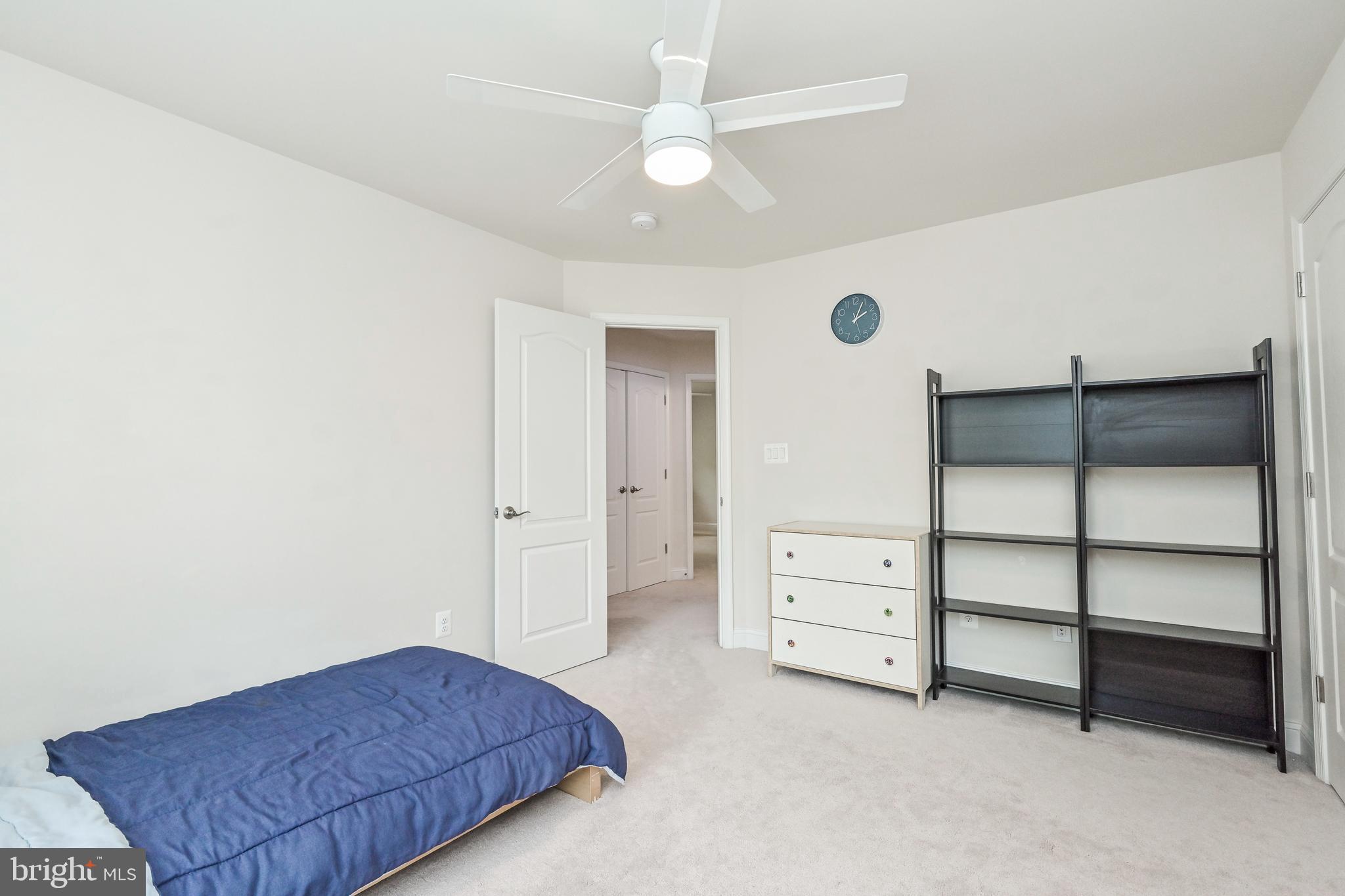 KINGCREST - Residential Lease