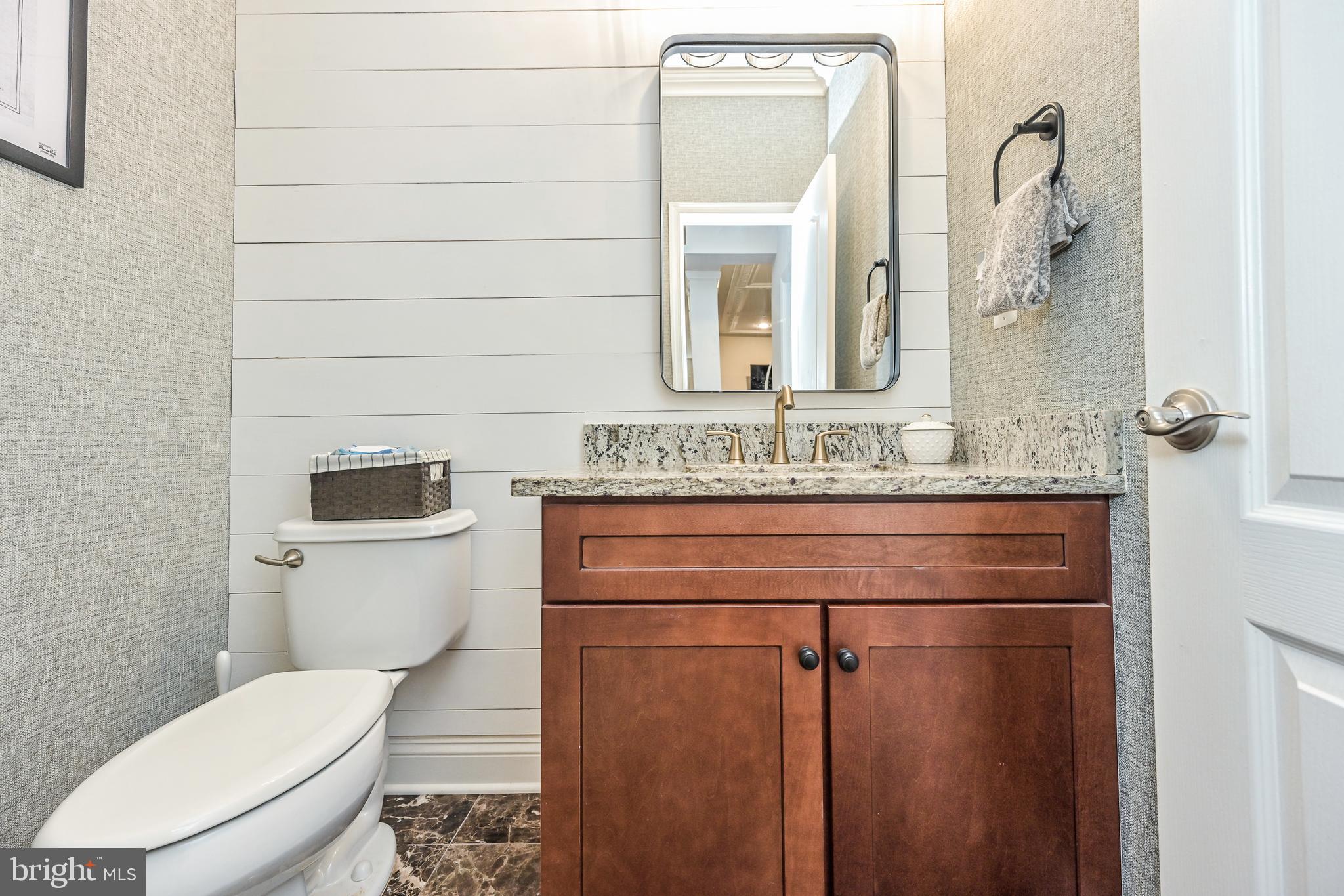 KINGCREST - Residential Lease