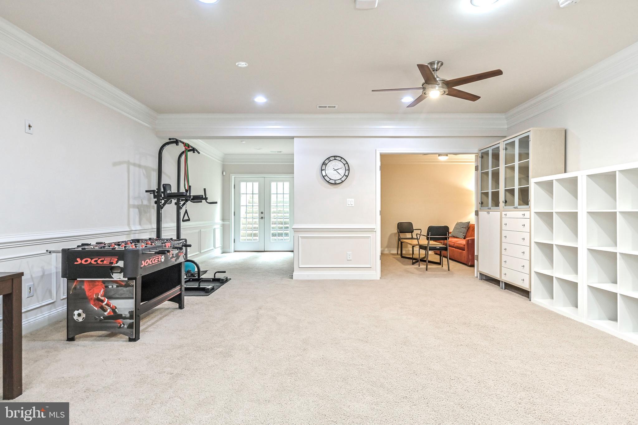 KINGCREST - Residential Lease