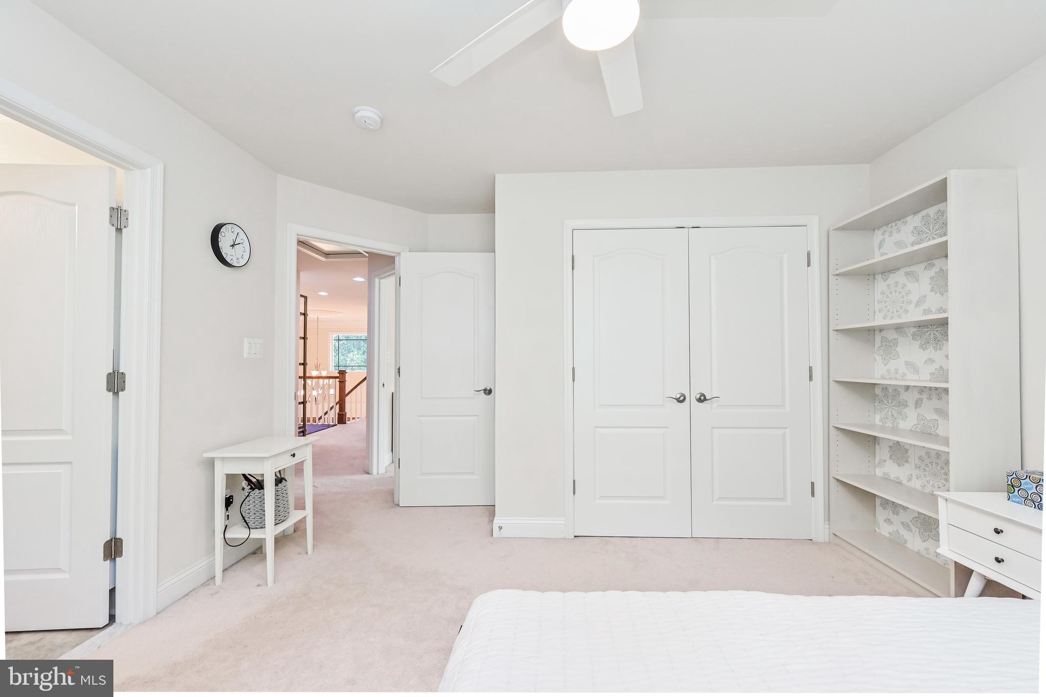 KINGCREST - Residential Lease