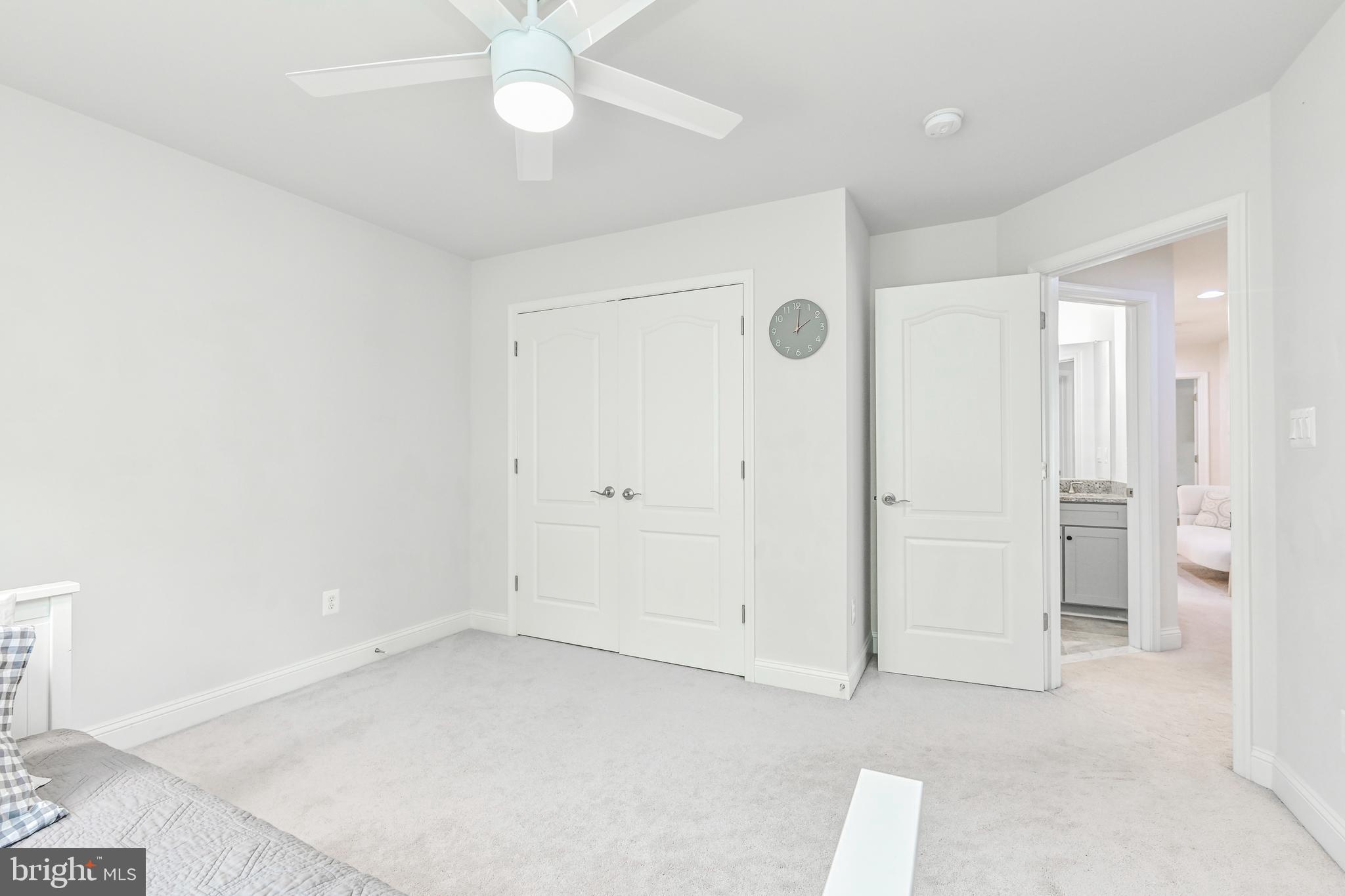 KINGCREST - Residential Lease